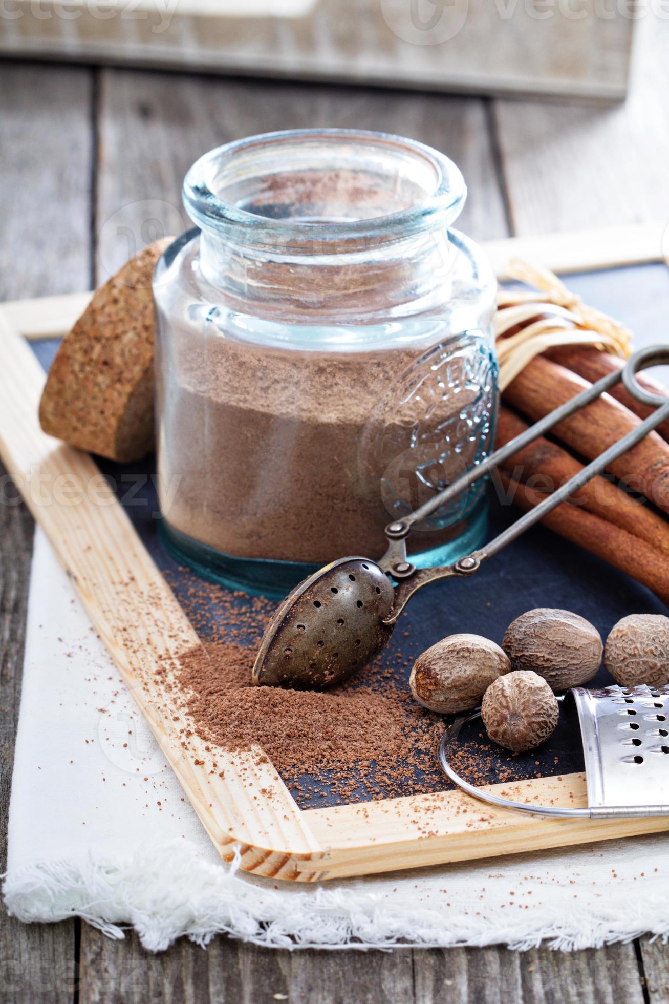 Cocoa powder in a jar 15704306 Stock Photo at Vecteezy