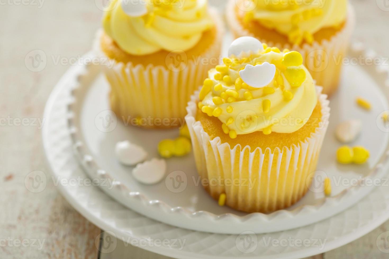 pastelitos de limon para pascua foto