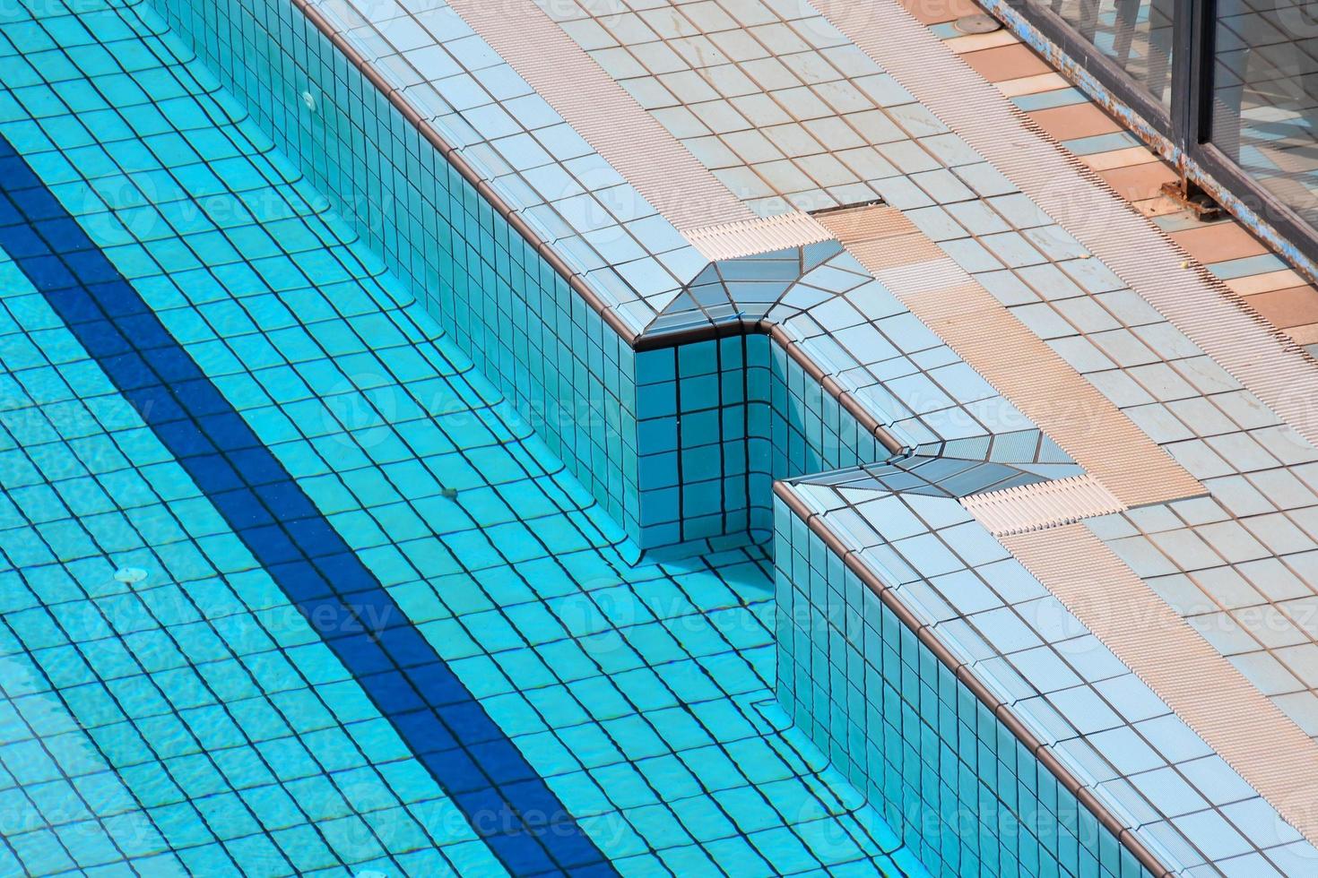 Empty swimming pool 15731992 Stock Photo at Vecteezy