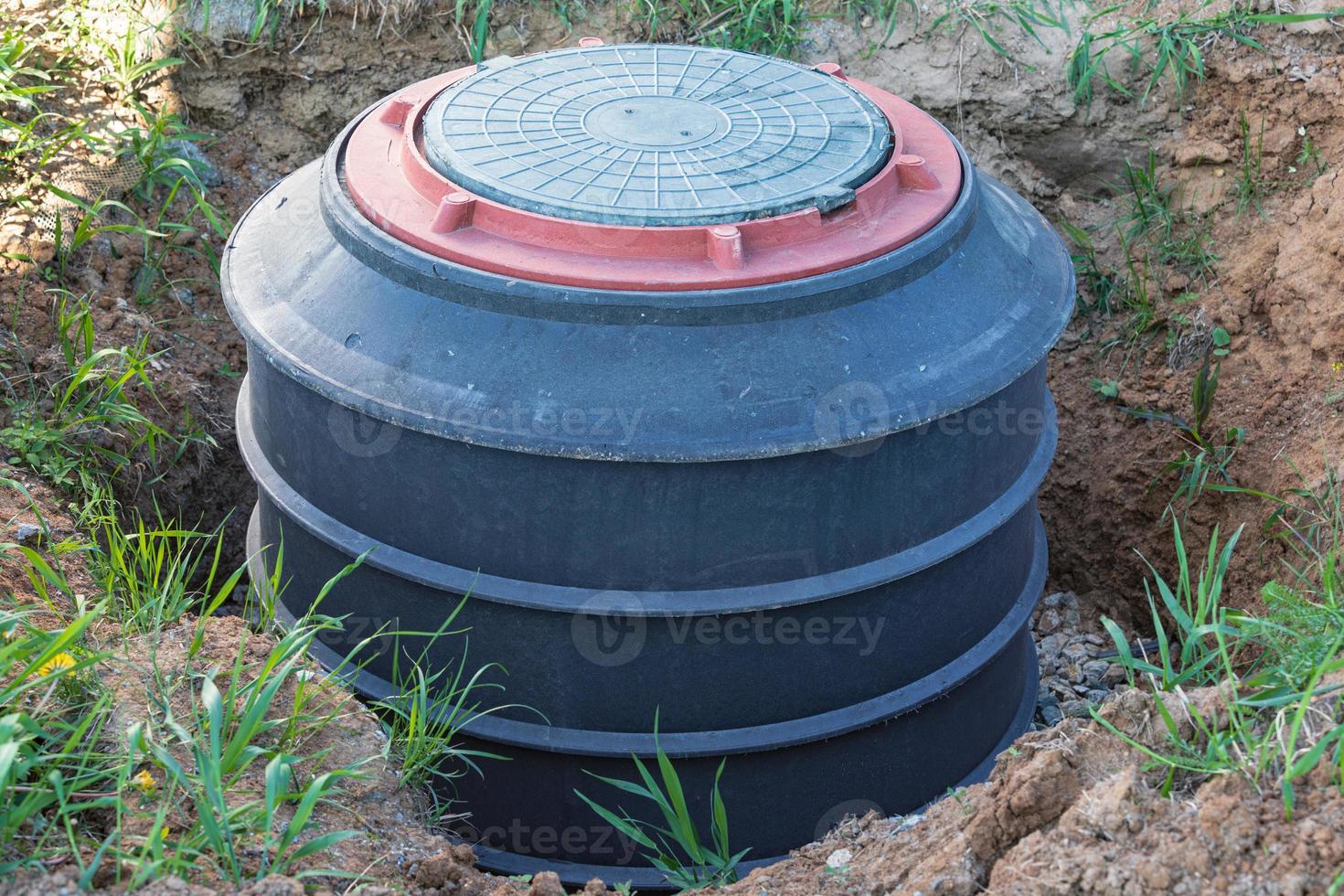 Installation of underground tank for sewage system 15743075 Stock Photo