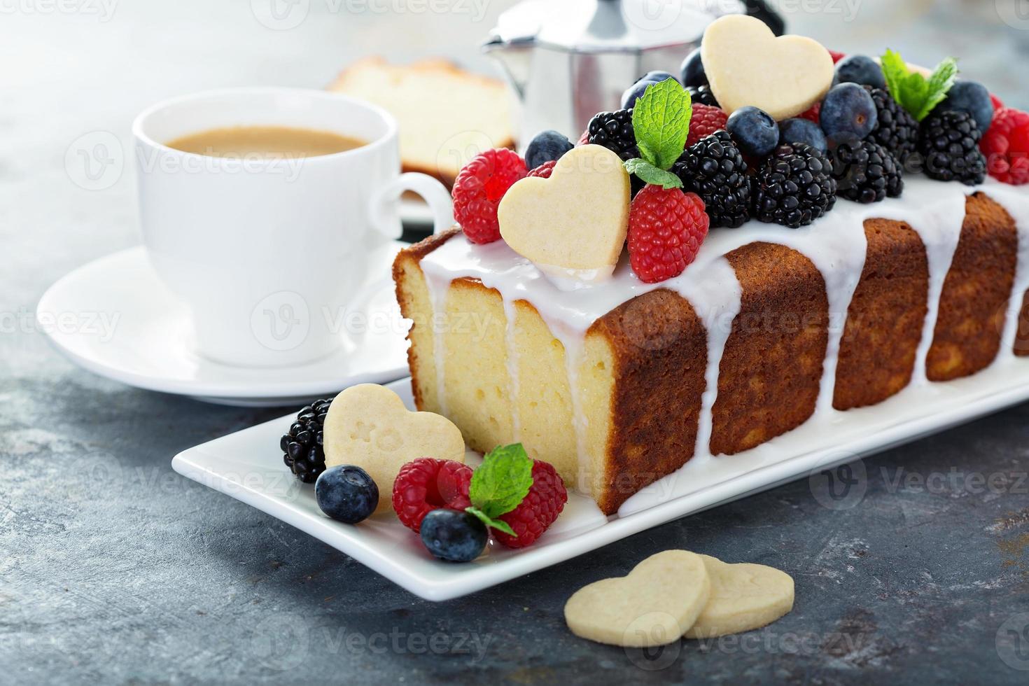 Vanilla pound cake for Valentines day photo