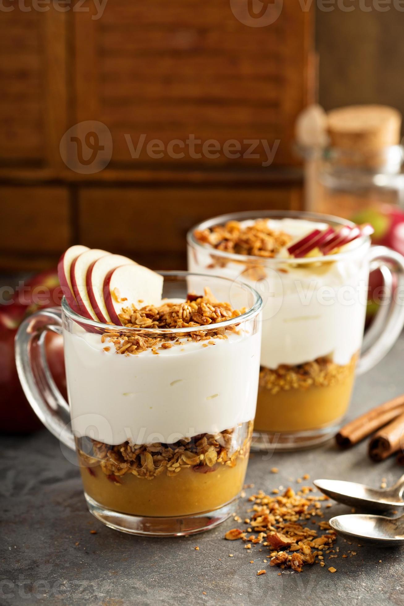 Yogurt and applesauce parfait with granola 15751906 Stock Photo at Vecteezy