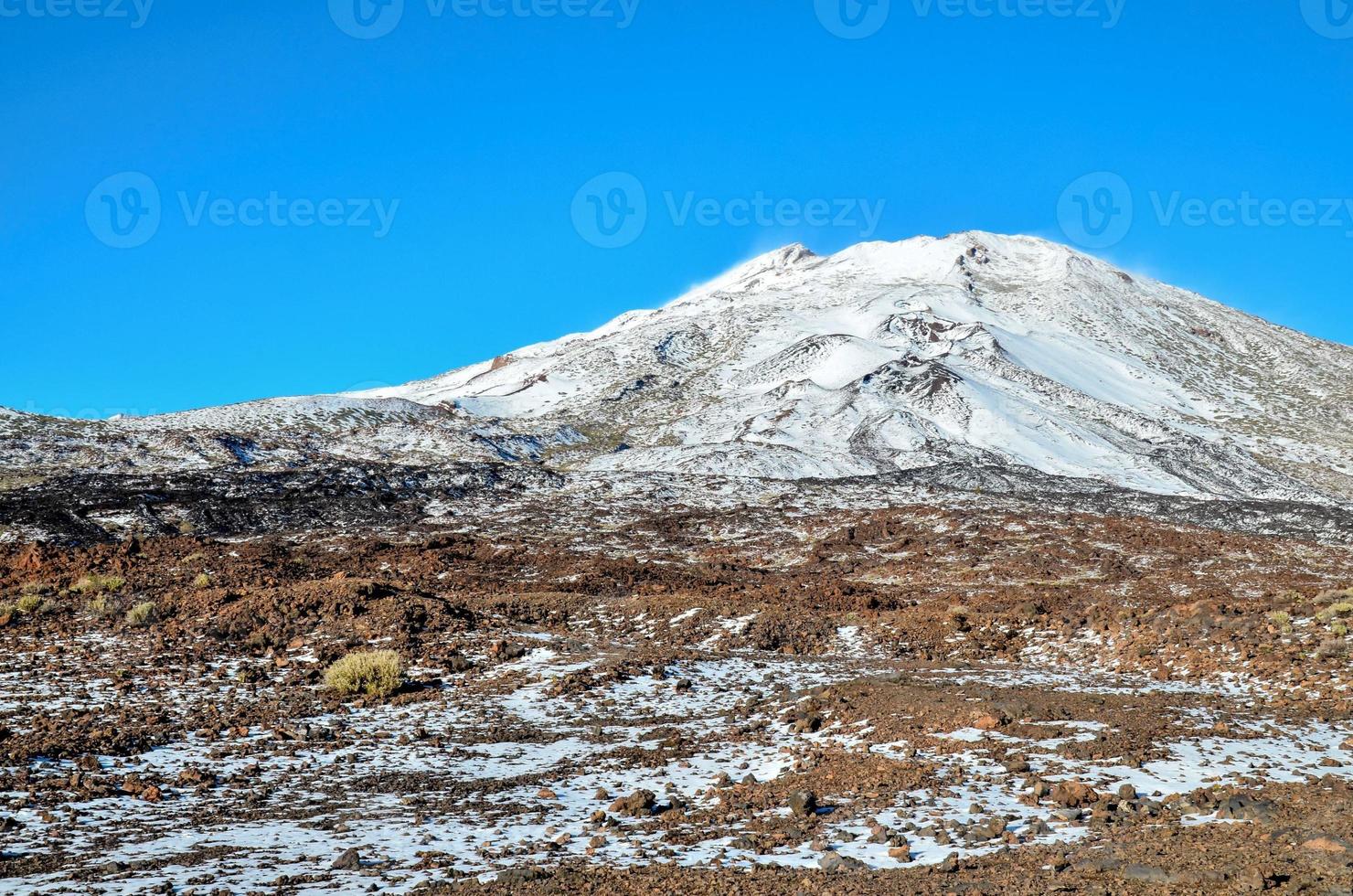 Snowy mountain landscape photo