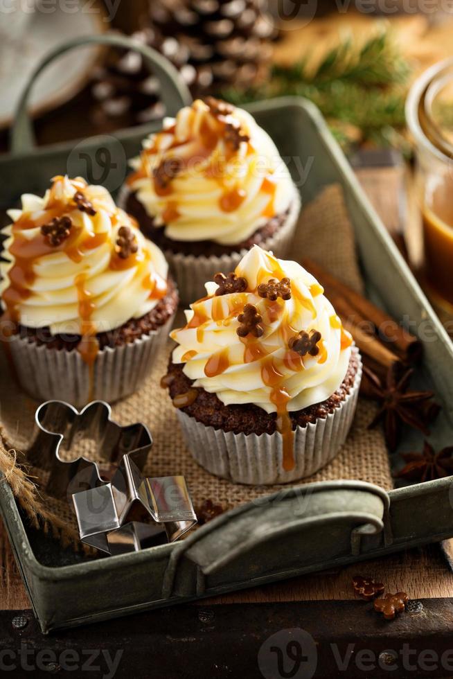 Gingerbread men cupcakes with caramel photo