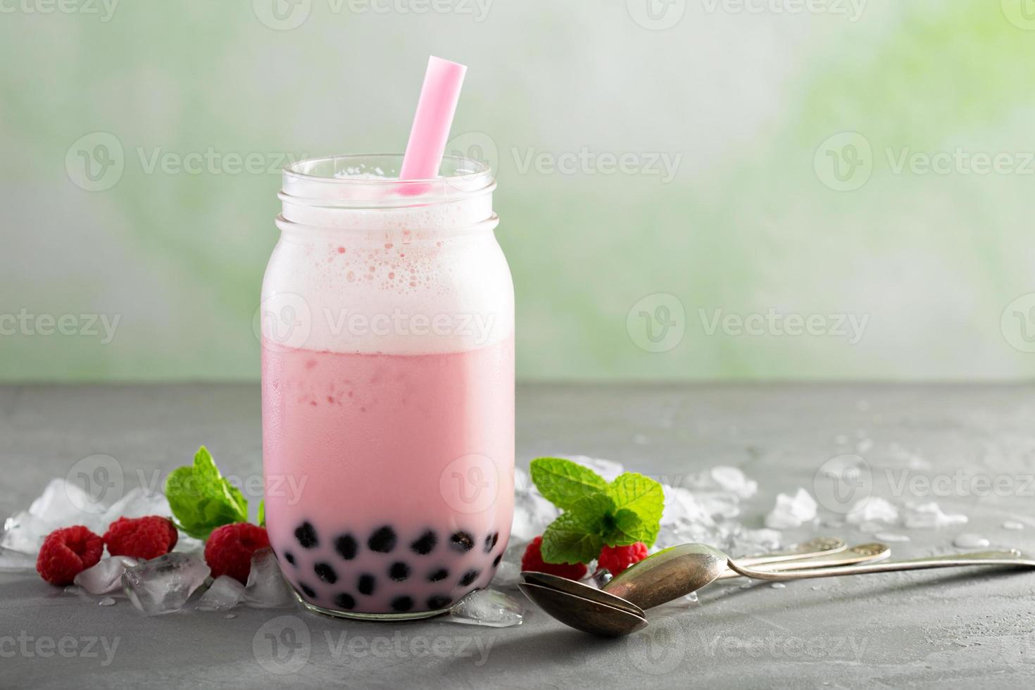 Strawberry bubble tea photo