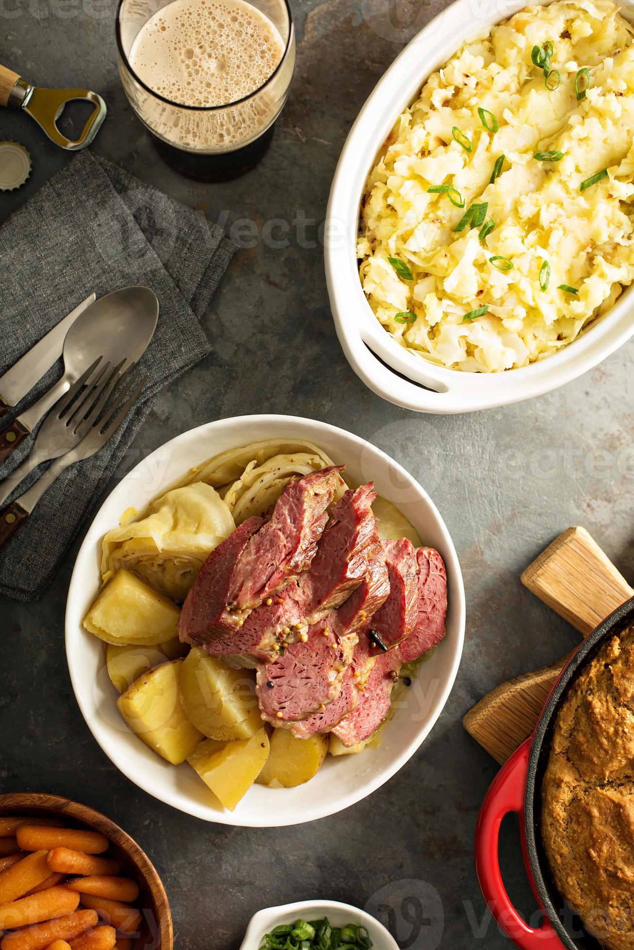 traditional-irish-dinner-with-corned-beef-and-colcannon-15761637-stock