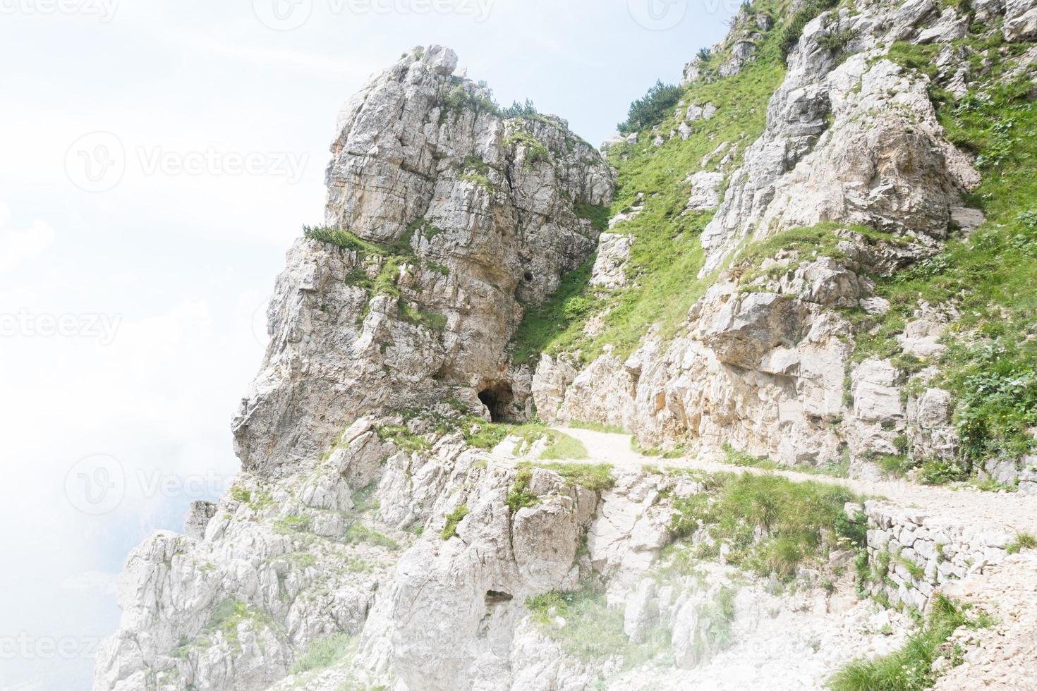 carretera de los 52 túneles foto