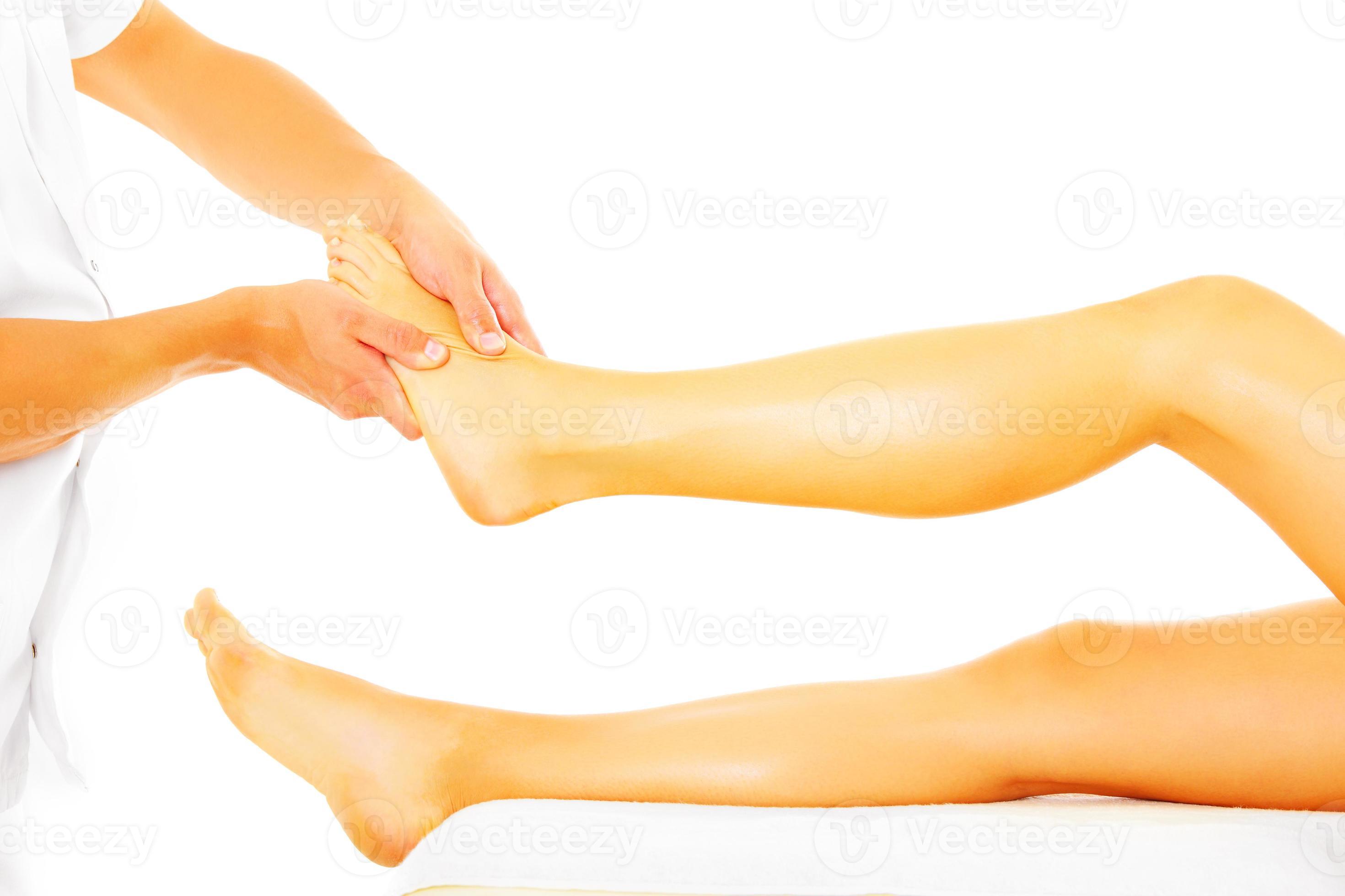 Leg therapy treatment 15812376 Stock Photo at Vecteezy