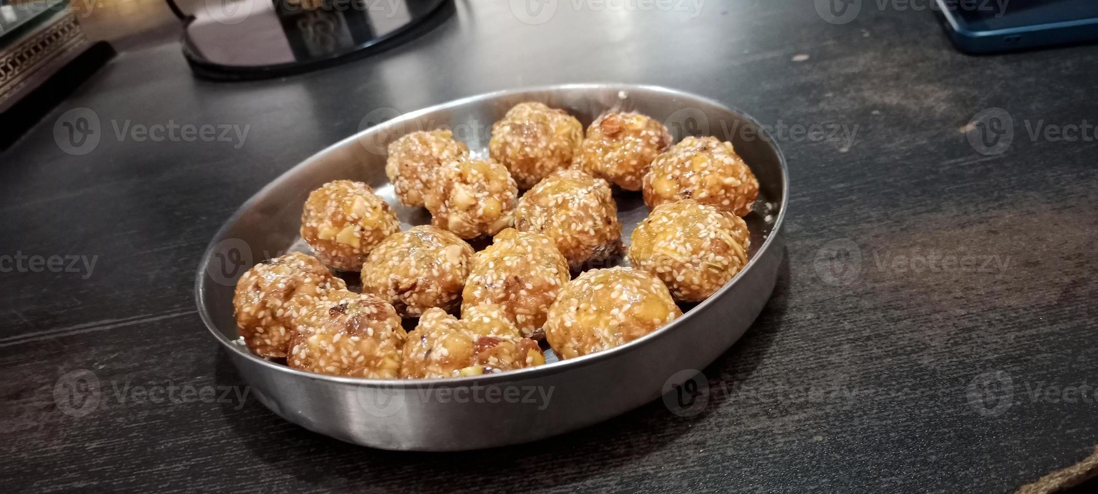 Dry Fruits Mixture for Health, Gond Gud Paak Recipe for health, Dry Fruits laddu Recipe, Recipe for health photo