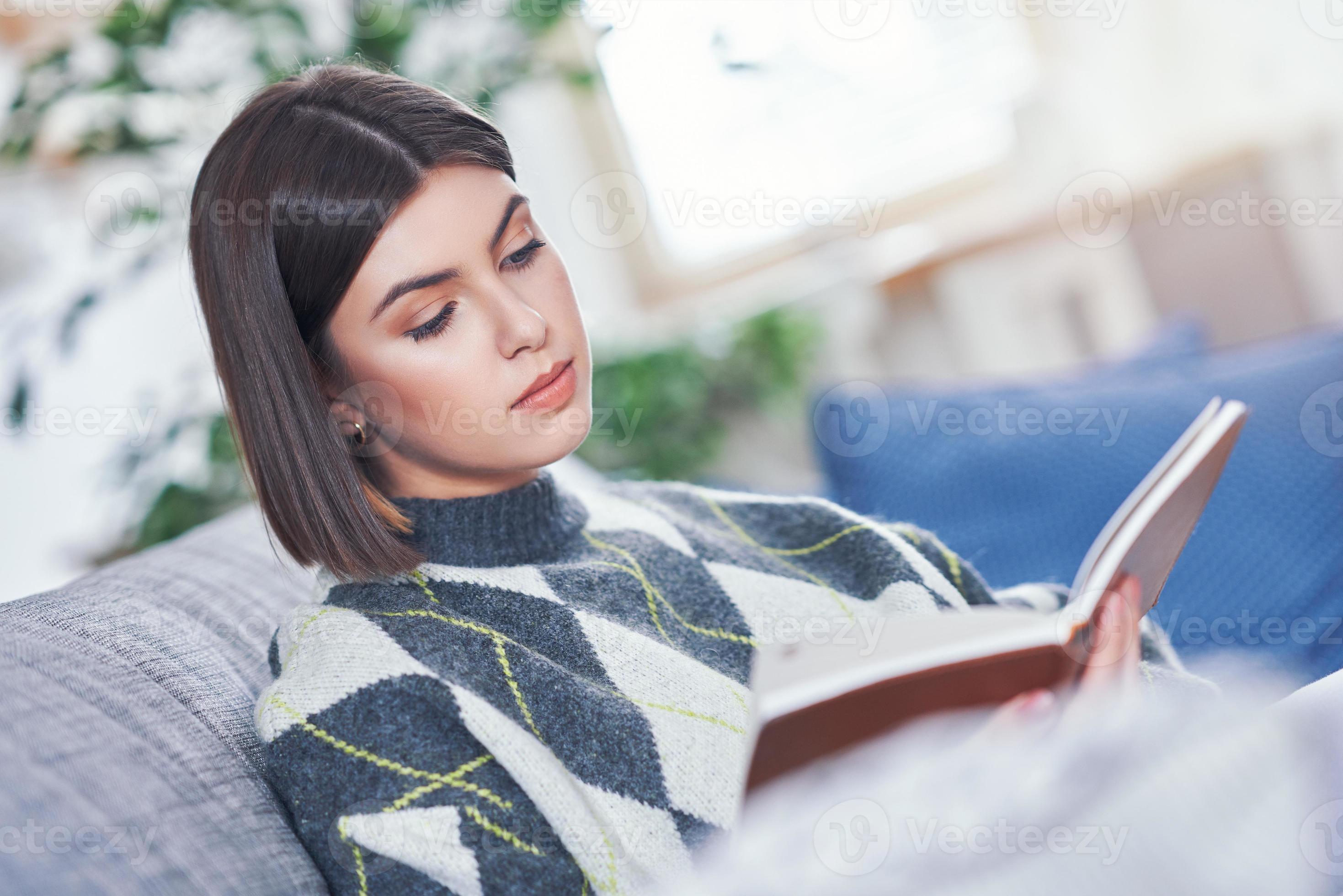 Teenage Girl Reading A Book At Home 15850348 Stock Photo At Vecteezy teenage-girl-reading-a-book-at-home-15850348-stock-photo-at-vecteezy