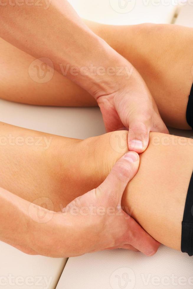 primer plano de la terapia de piernas foto