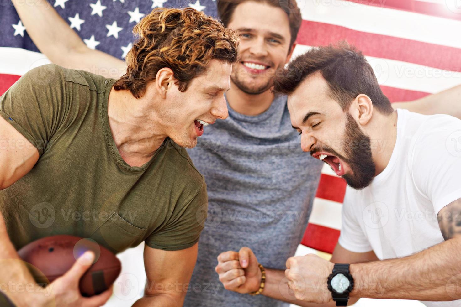 felices fanáticos del fútbol americano foto