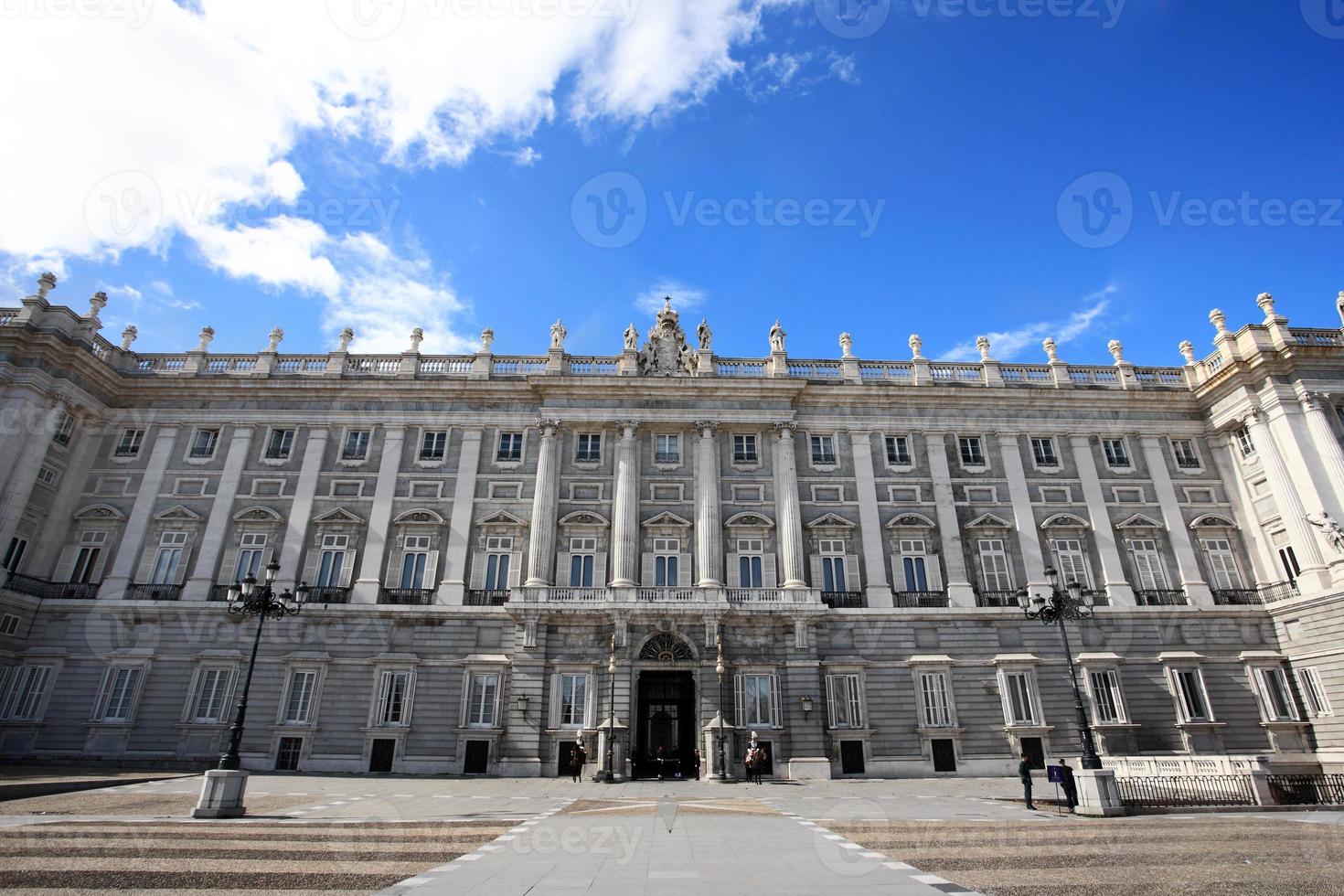 palacio real en madrid foto