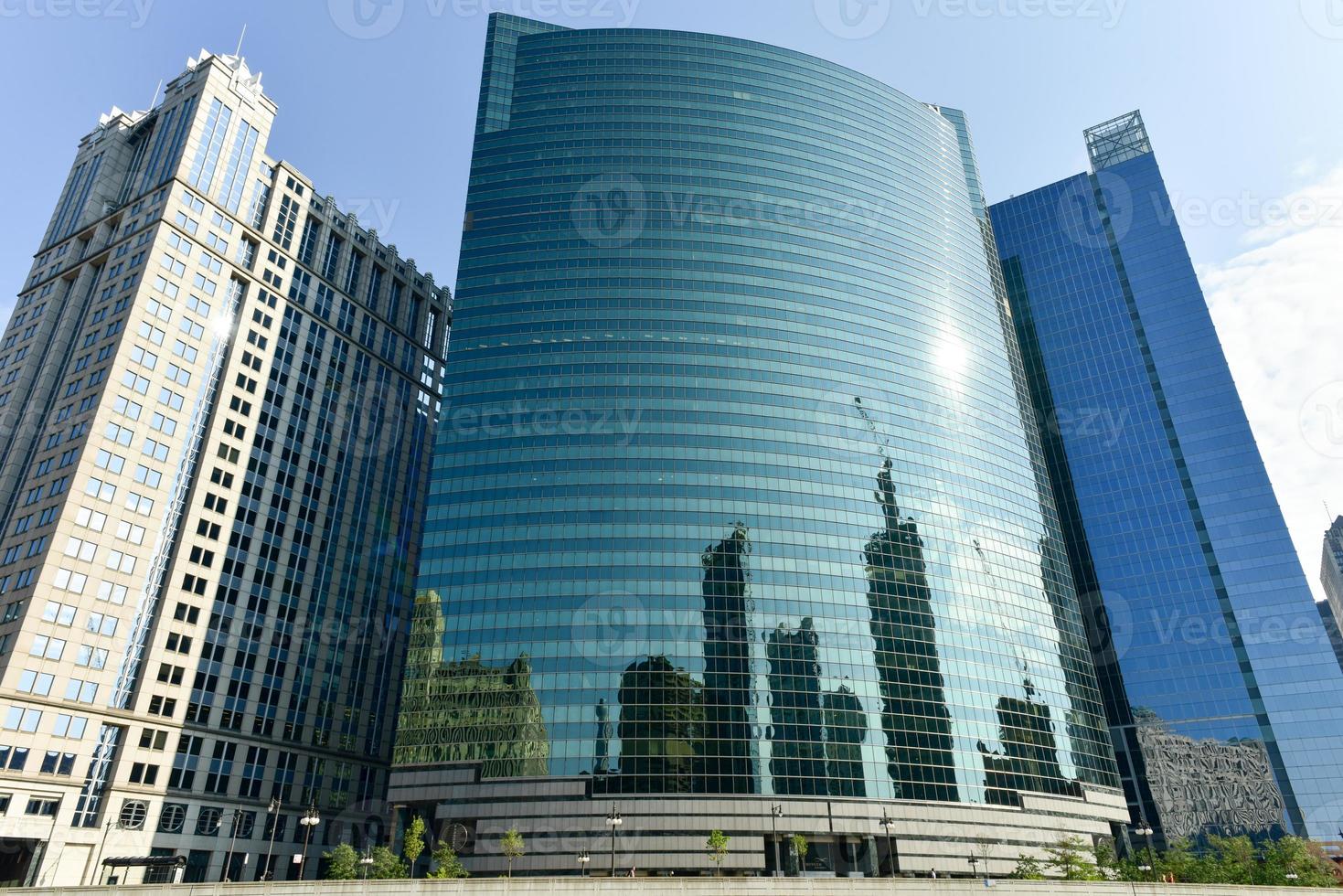333 West Wacker Drive - Chicago photo