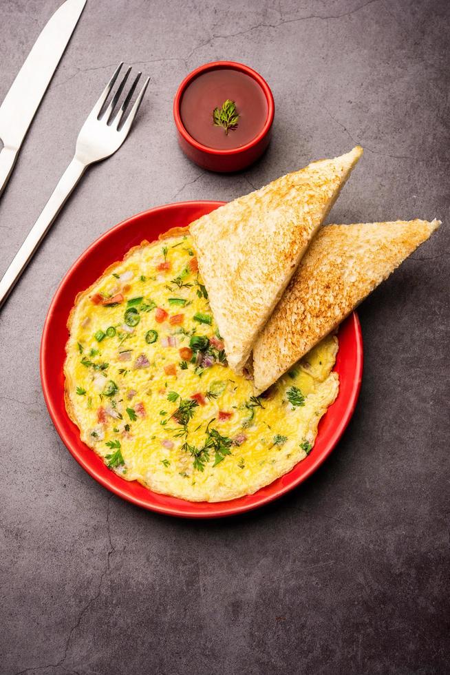 Bread Masala omelette or omlette photo