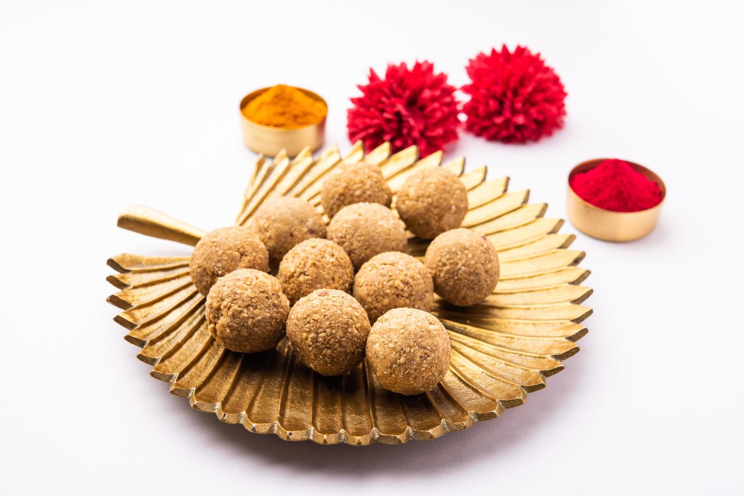 tilgul or til gul laddu photo