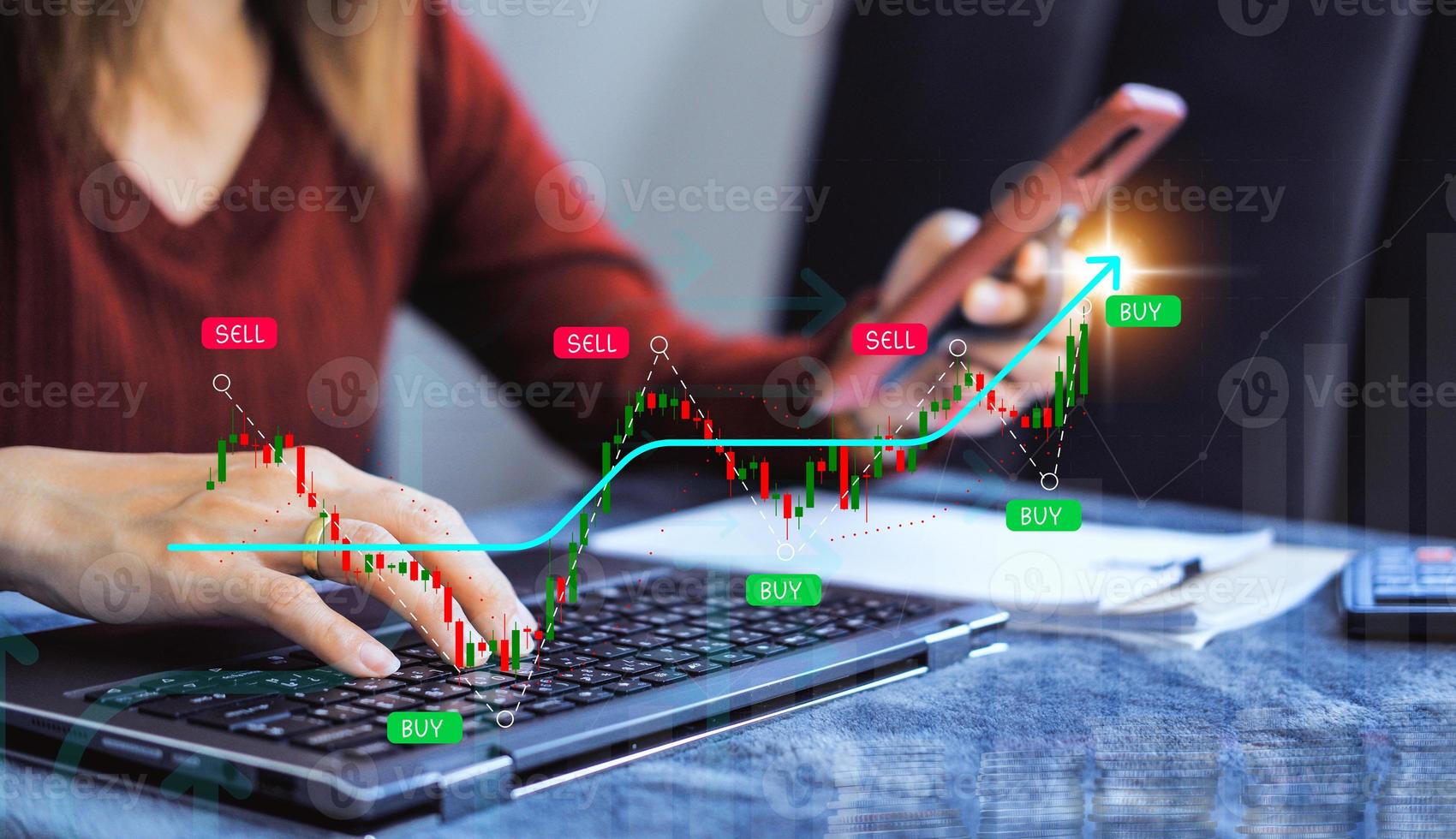 análisis de negocios y concepto financiero, planes para aumentar el crecimiento del negocio y un aumento en los indicadores de crecimiento positivo. foto