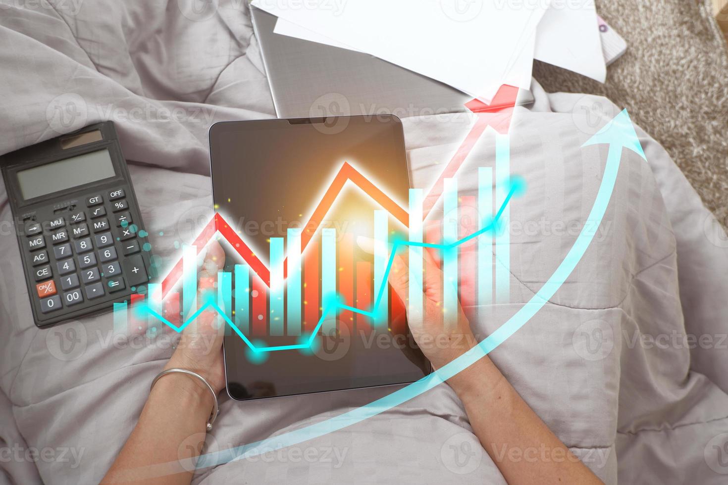 Concept stock return investment technology. business growth plan with virtual hologram chart Calculate earnings and capital gains and increase in positive growth indicators. photo