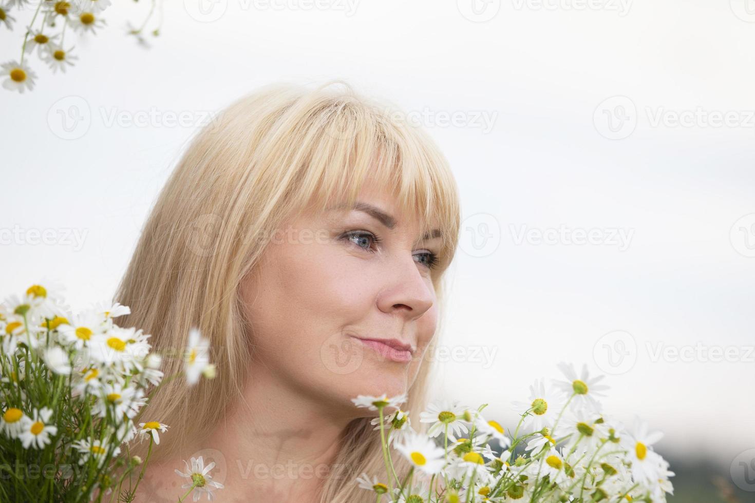 Beauty Woman Small White Flowers Hair Stock Photo 81964147