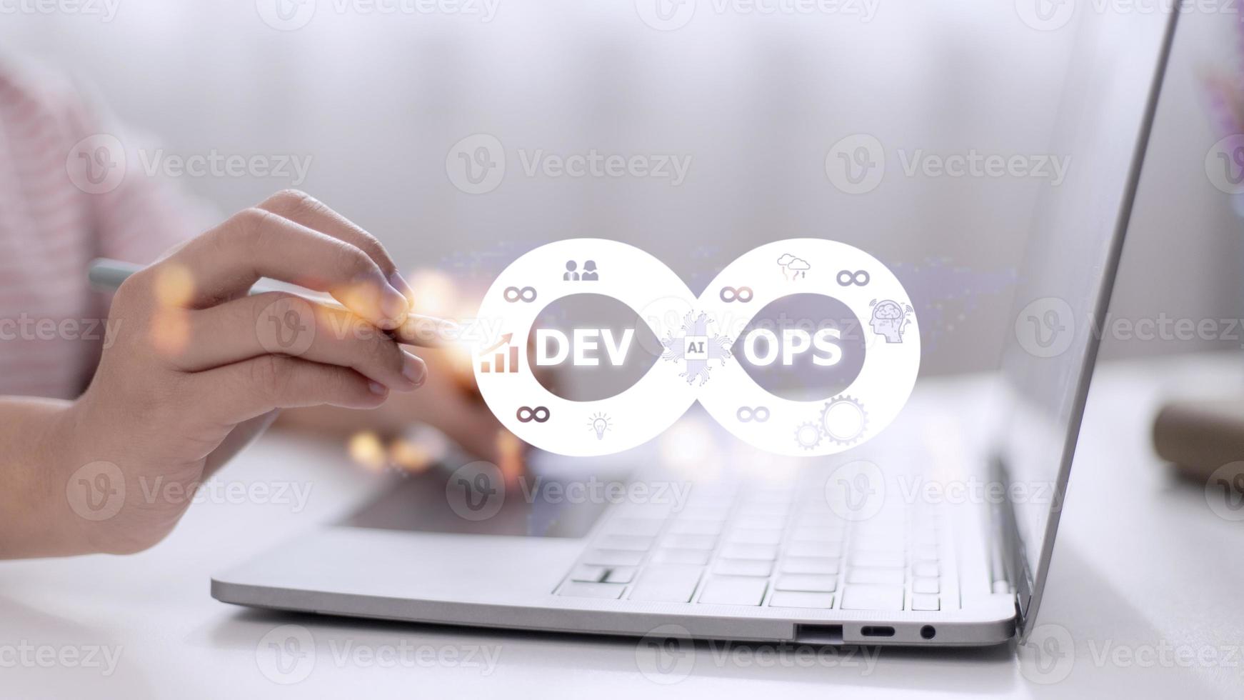 operaciones de desarrollo de metodología devops concepto de tecnología de programación ágil. foto