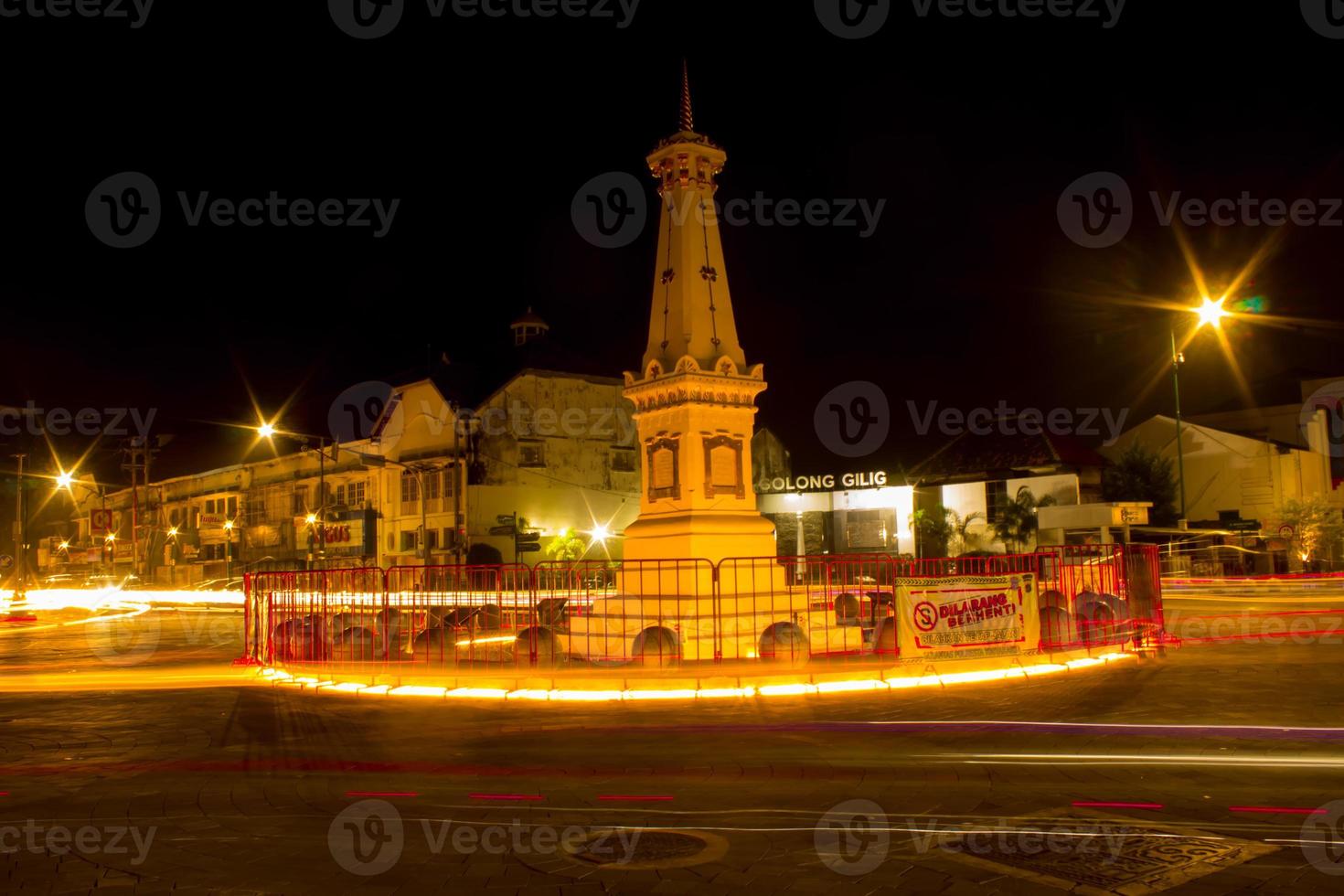 scenic view in the night at Yogyakarta monument Tugu Yogyakarta photo with Motion Speed