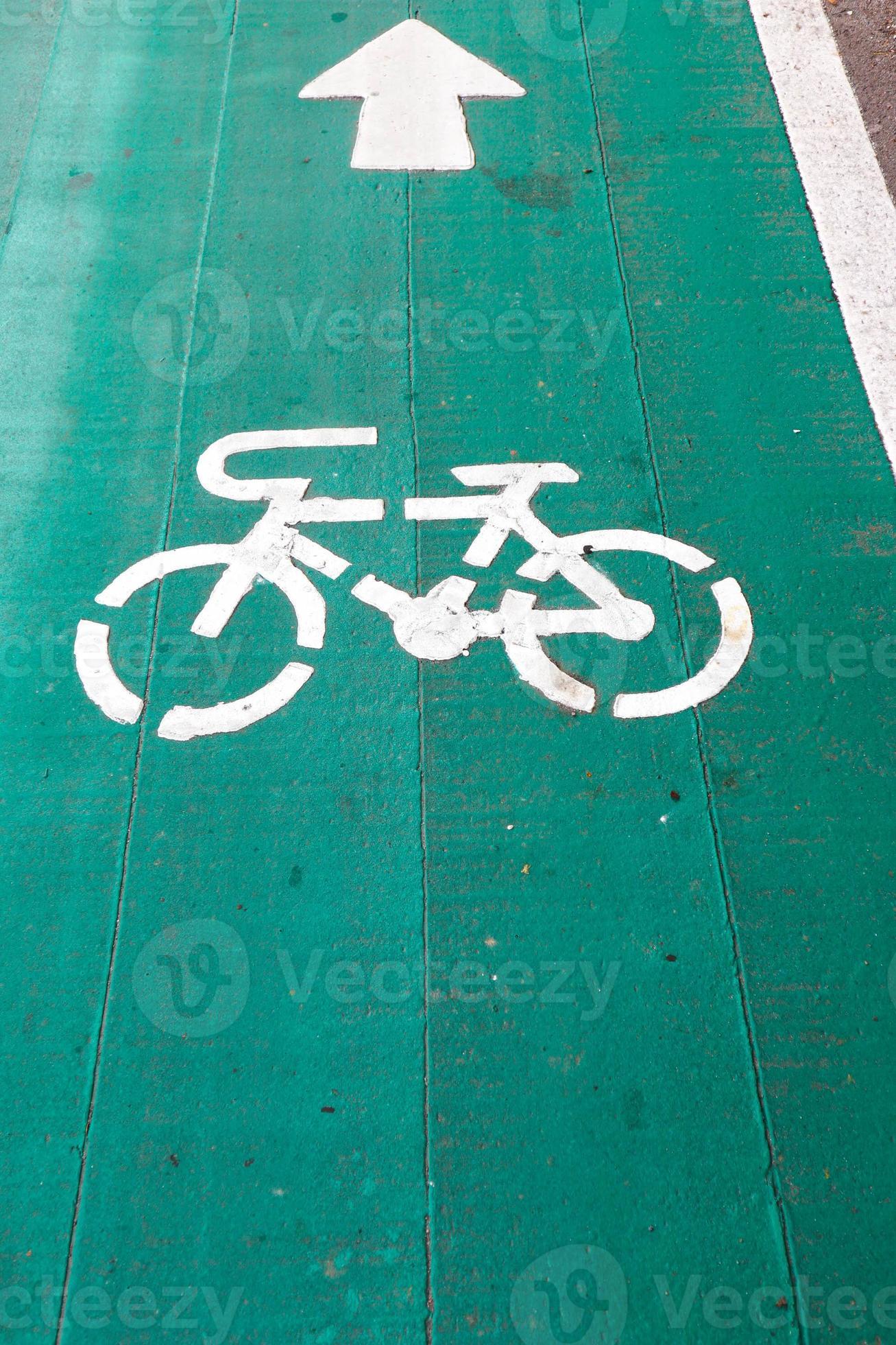 Bicycle Path Or Bicycle Signs On The Road 15964299 Stock Photo At Vecteezy bicycle-path-or-bicycle-signs-on-the-road-15964299-stock-photo-at-vecteezy