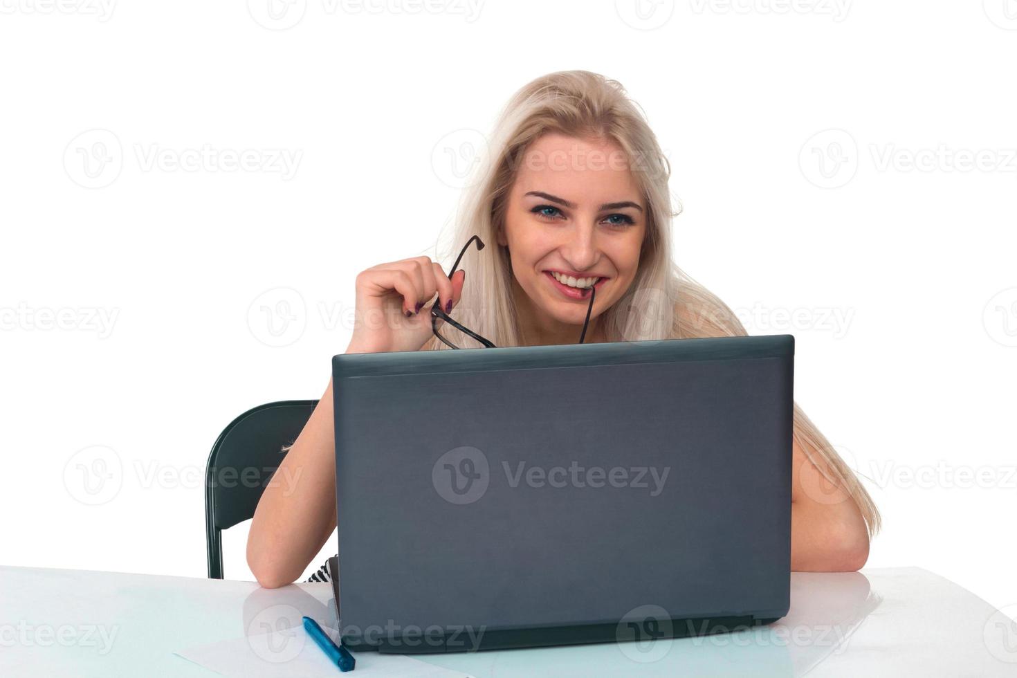 chica con laptop foto