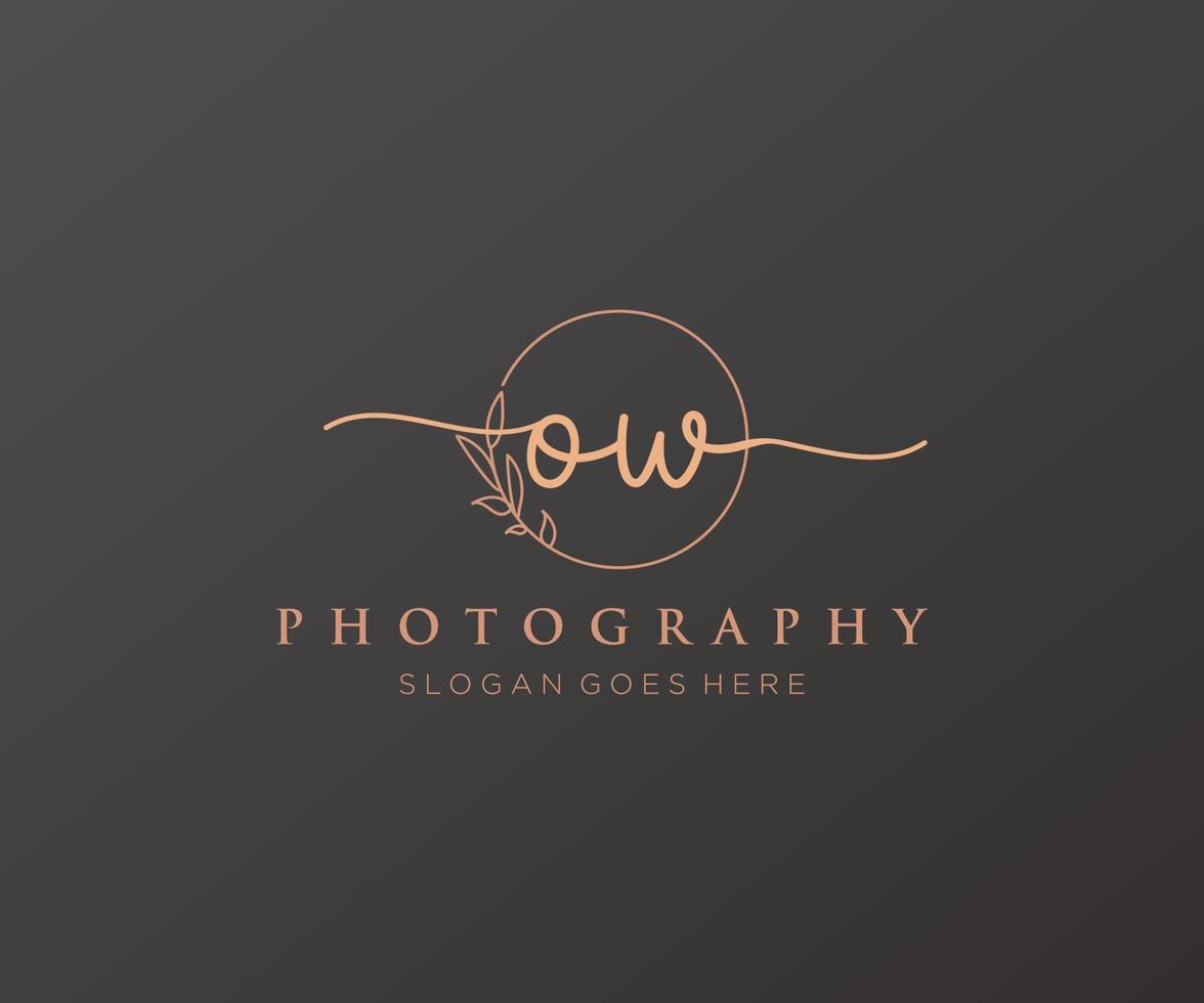 Initial OW feminine logo. Usable for Nature, Salon, Spa, Cosmetic and Beauty Logos. Flat Vector Logo Design Template Element.