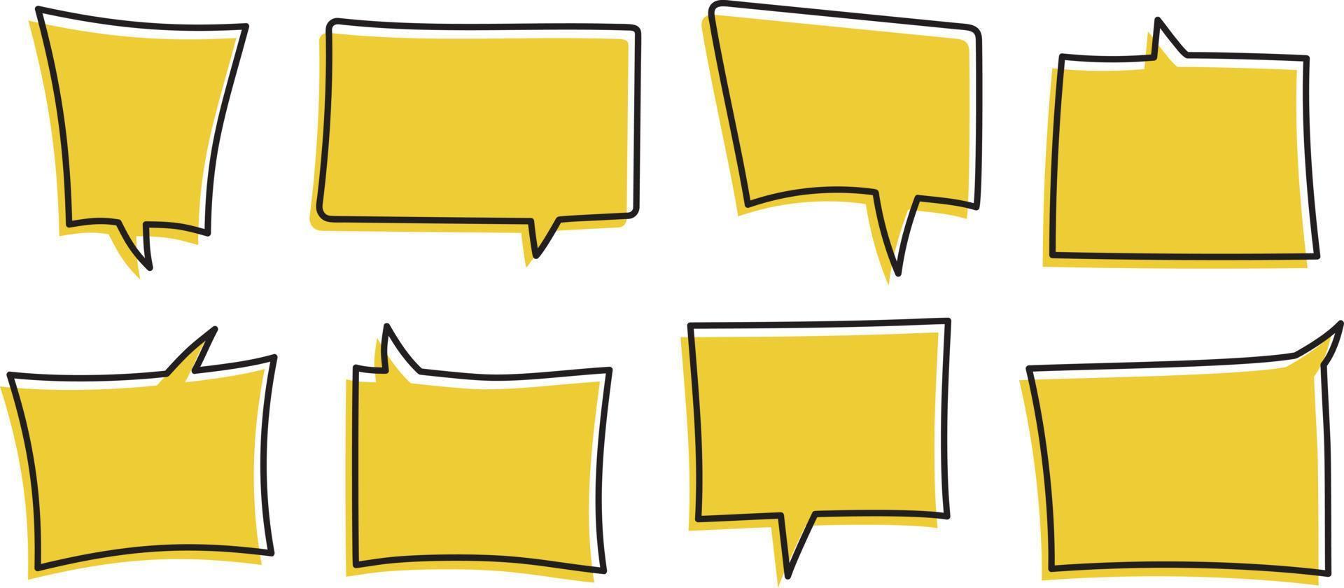 Hand drawn speech bubbles. Set of cute speech bubble in doodle style. vector