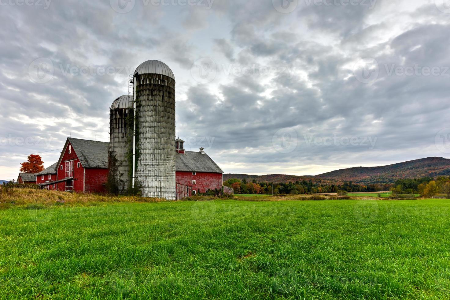 Farmhouse in Vermont photo