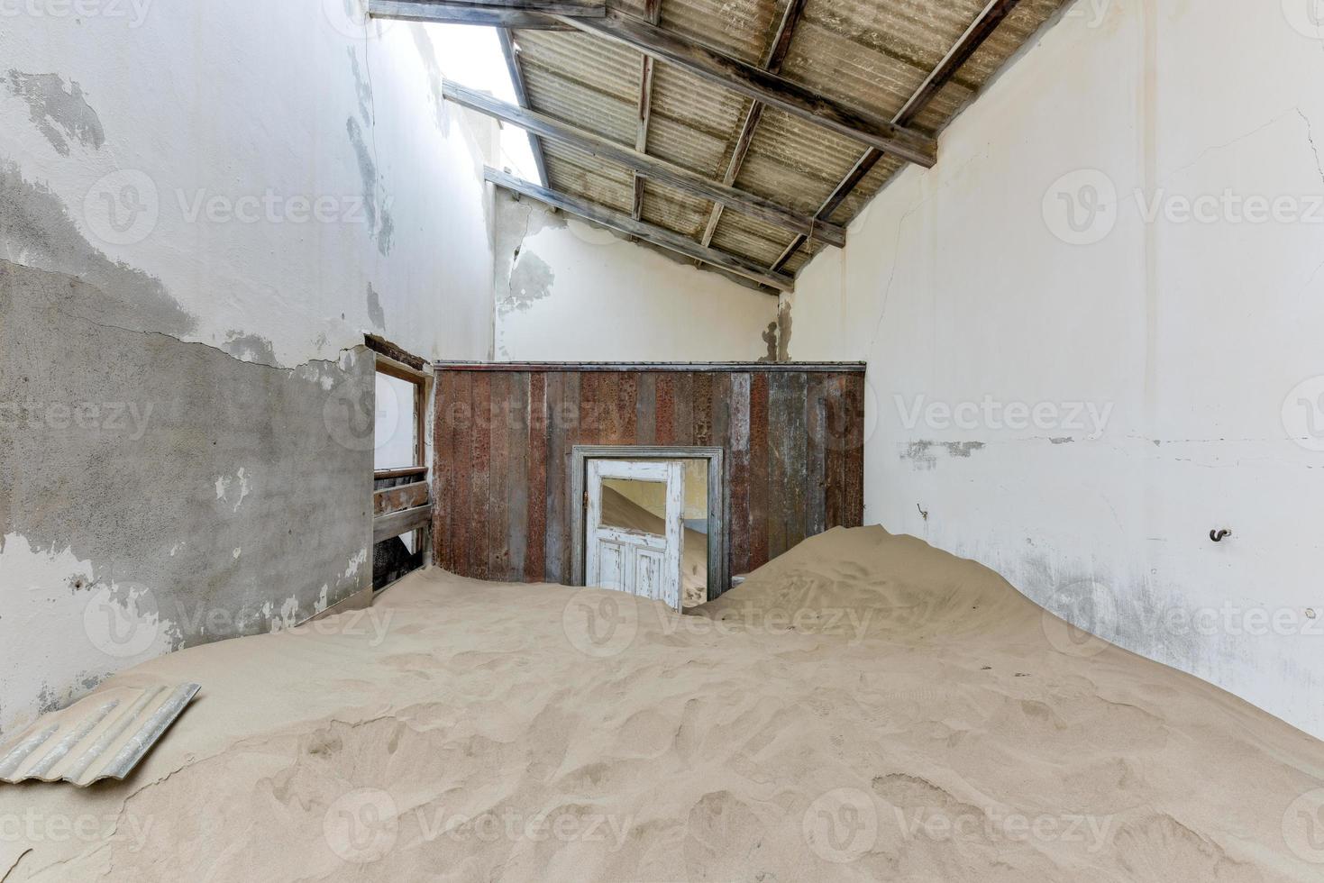 ciudad fantasma kolmanskop, namibia foto