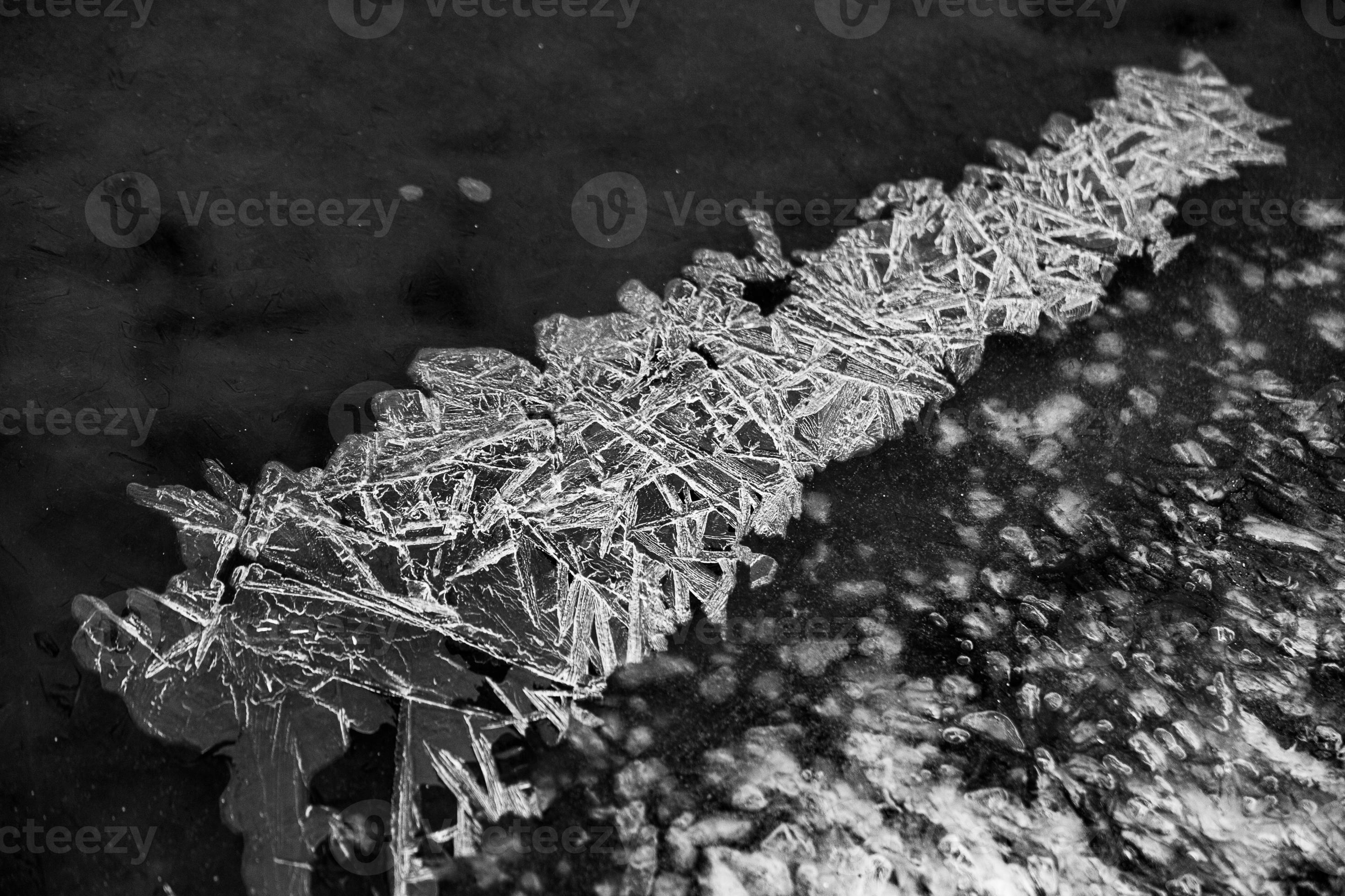 Ice Patterns on Thin Ice 16103535 Stock Photo at Vecteezy