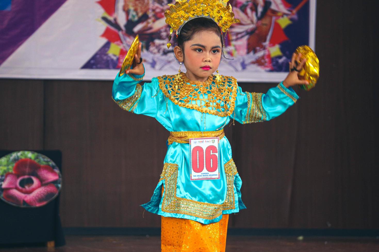 Jakarta, Indonesia in November 2022. Young children ranging from kindergarten to elementary school are taking part in the National Archipelago dance competition. photo