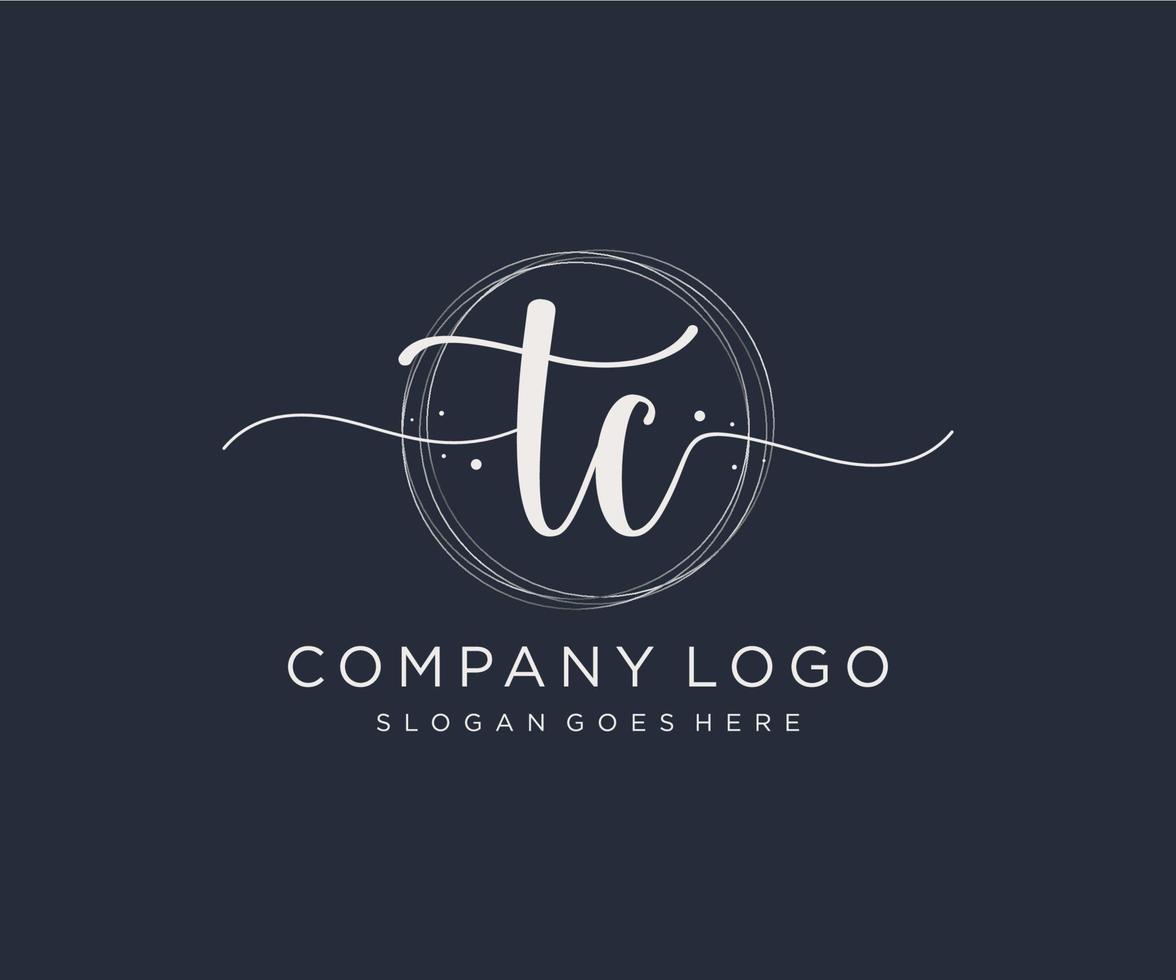 Initial TC feminine logo. Usable for Nature, Salon, Spa, Cosmetic and Beauty Logos. Flat Vector Logo Design Template Element.