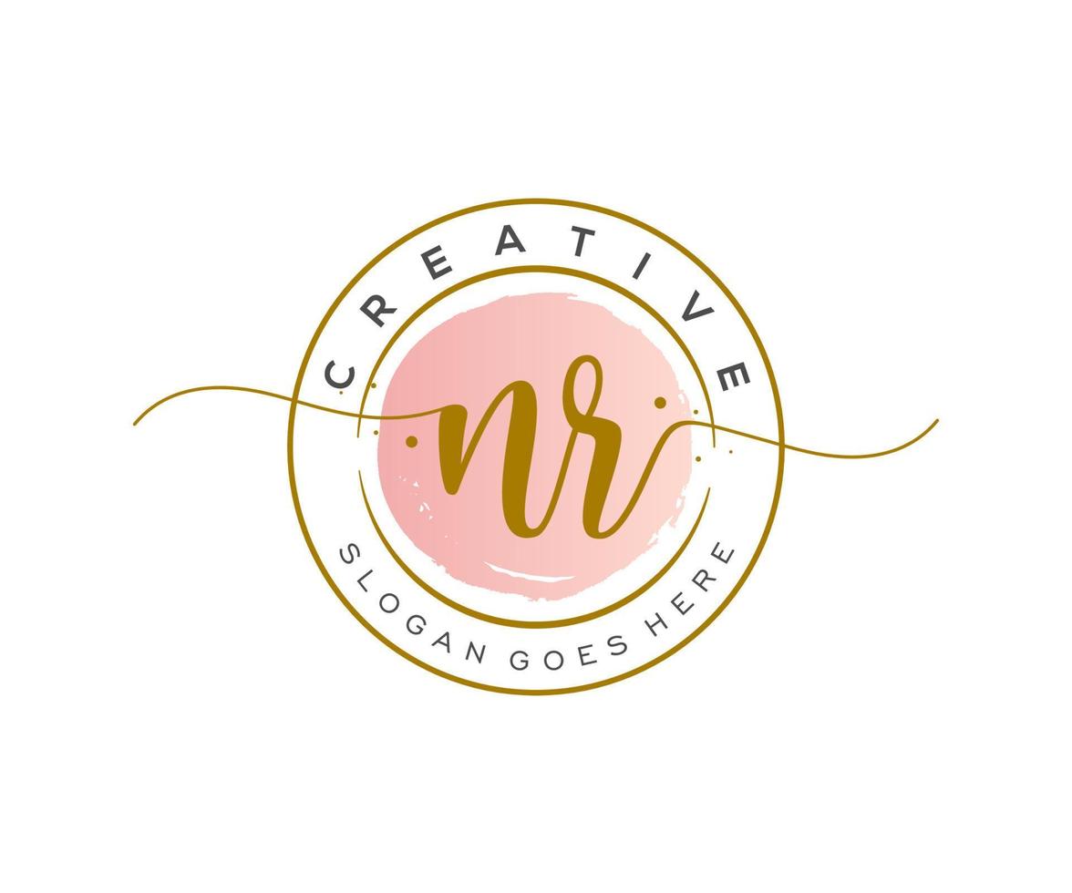 monograma de belleza de logotipo femenino nr inicial y diseño de logotipo elegante, logotipo de escritura a mano de firma inicial, boda, moda, floral y botánica con plantilla creativa. vector