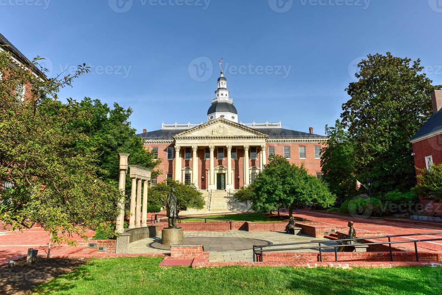 Maryland State Capital building in Annapolis, Maryland on summer afternoon. It is the oldest state capitol in continuous legislative use, dating to 1772. photo