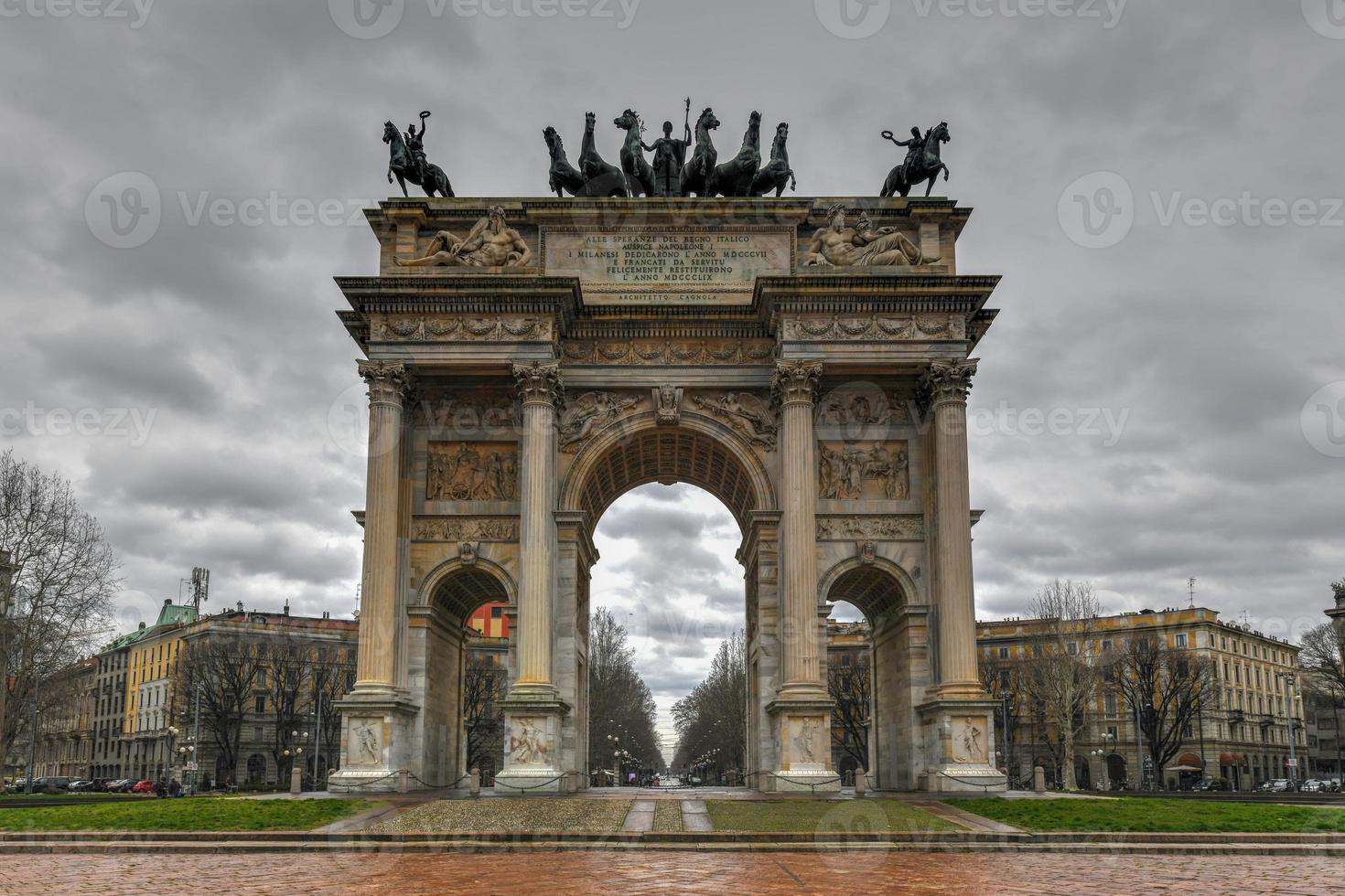 Arc of Peace - Milan, Italy photo