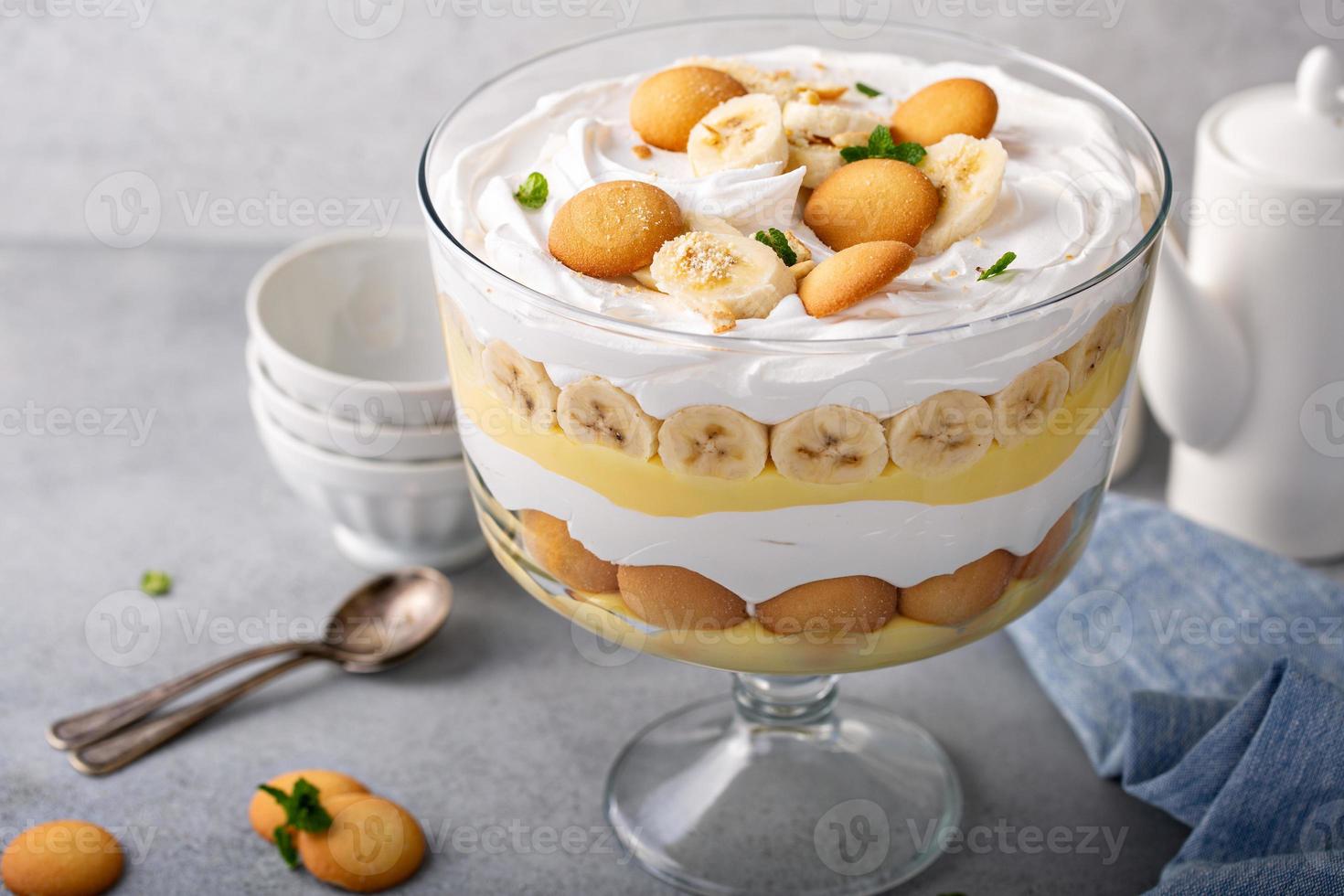 Banana pudding trifle in a large digh photo