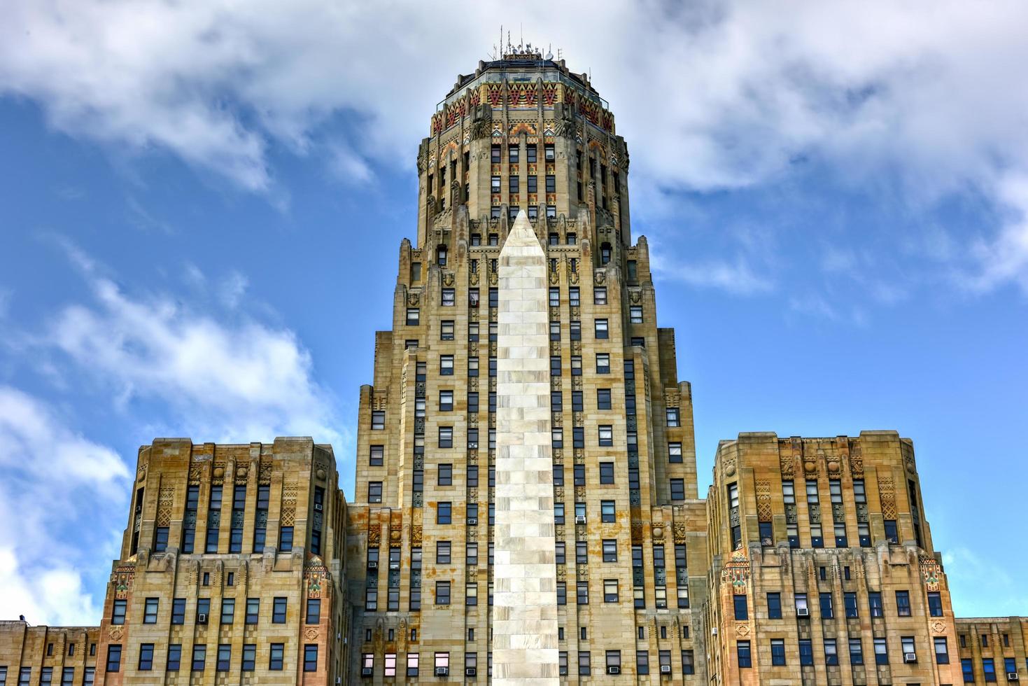 niagara square en el centro de buffalo, nueva york, estados unidos al lado del ayuntamiento, 2022 foto