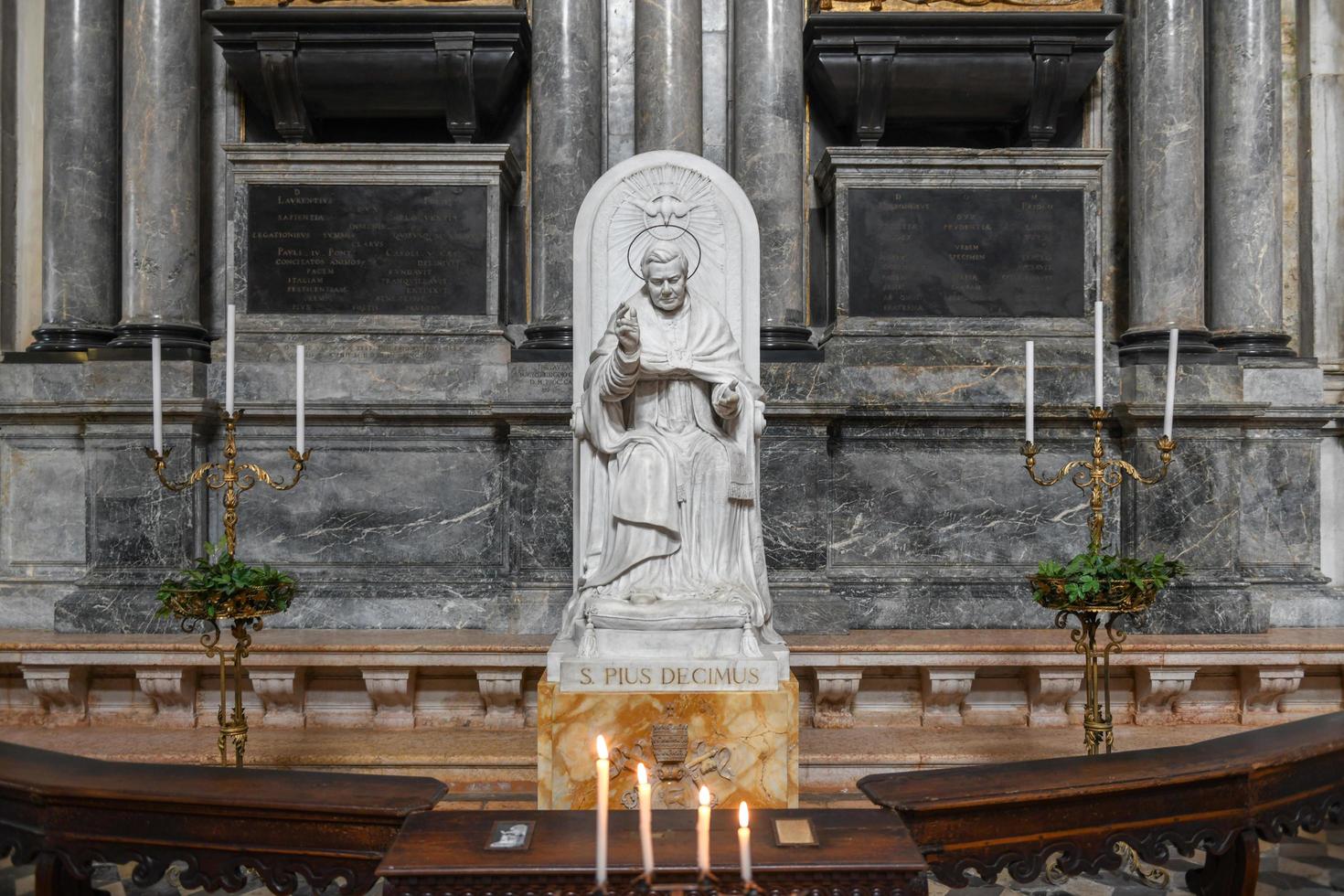 Venice, Italy - March 20, 2018 -  Chiesa di San Salvatore aka San Salvador interior photo