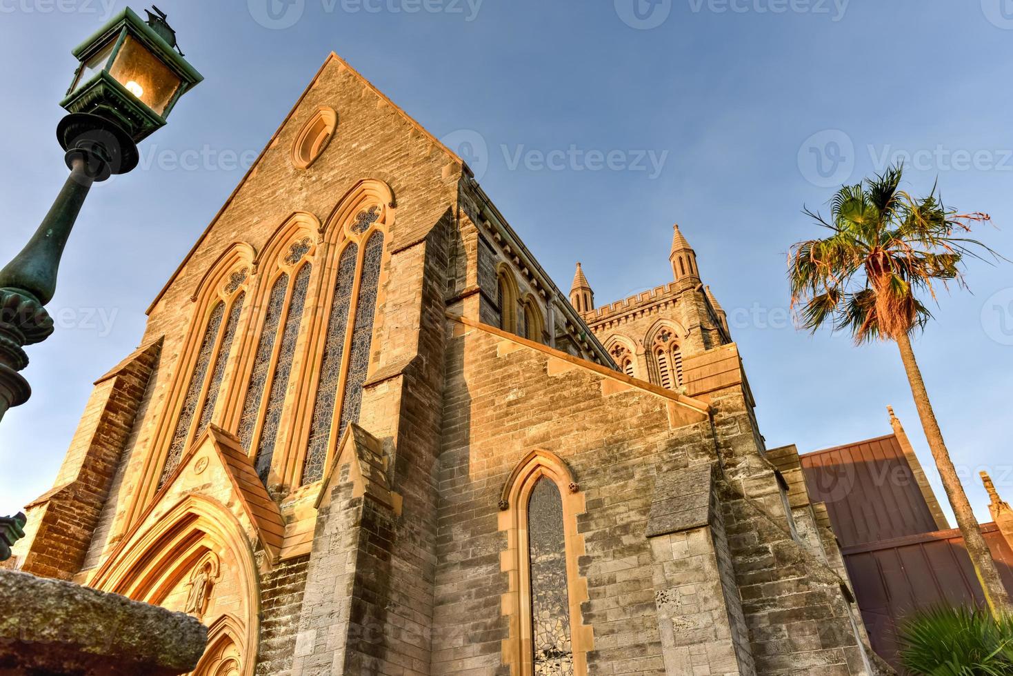 la catedral de la santísima trinidad es una catedral anglicana ubicada en la calle de la iglesia en hamilton, bermuda. foto