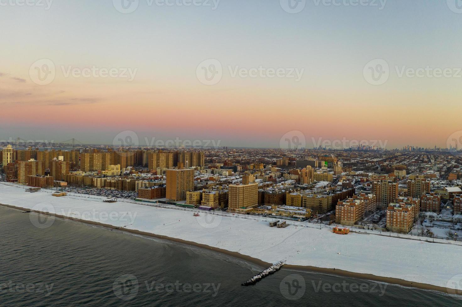 Panoramic view of Midtown Manhattan in New York City during the day. photo