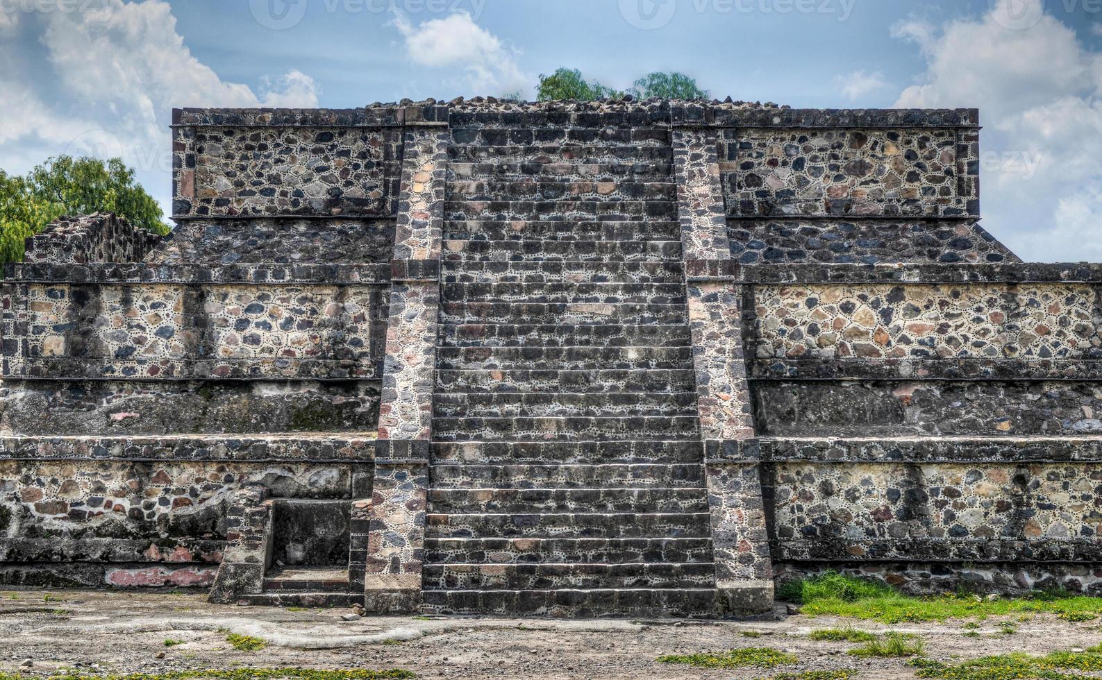 piramide de teotihuacan foto