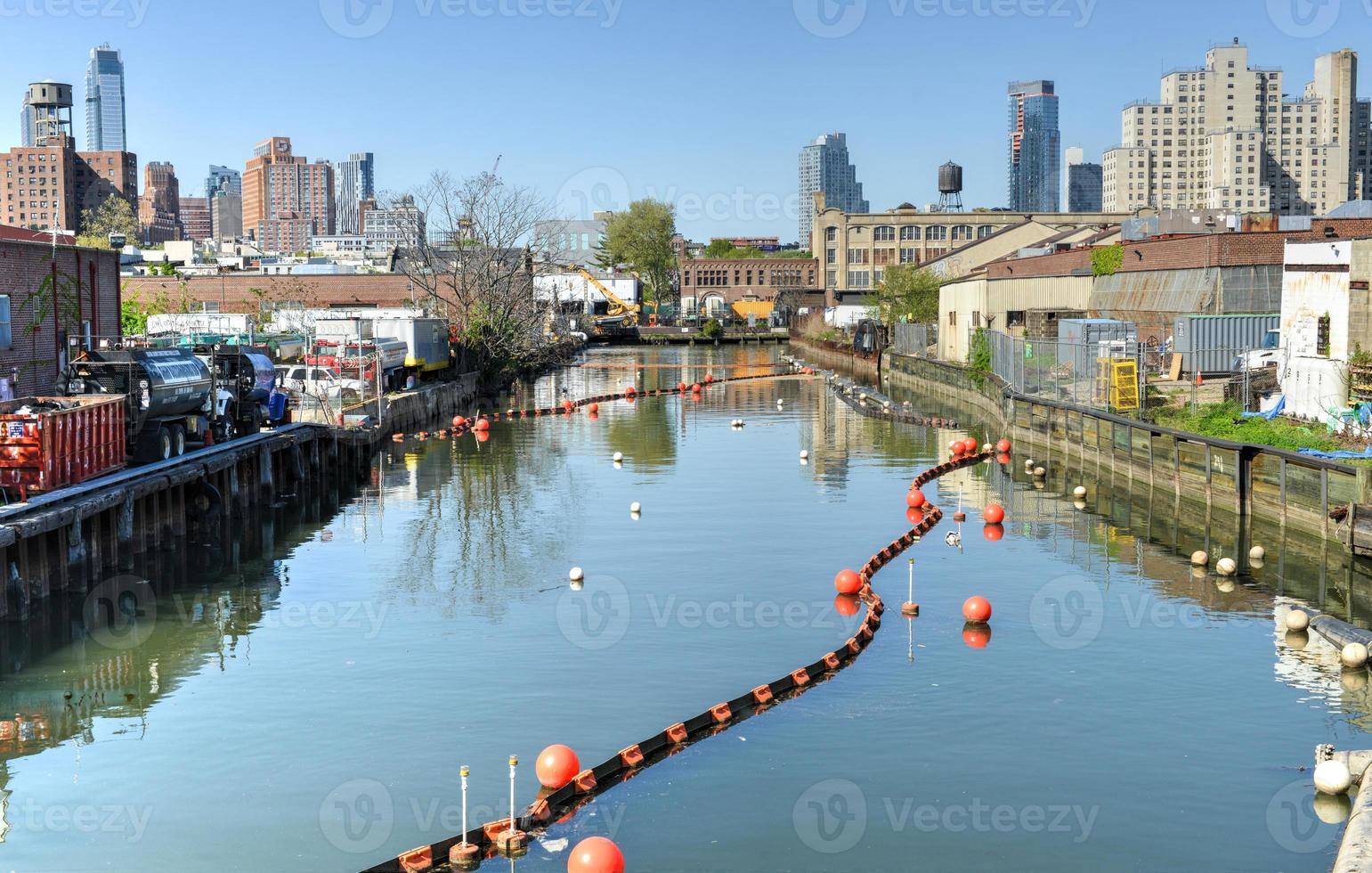 canal gowanus, brooklyn, nueva york foto