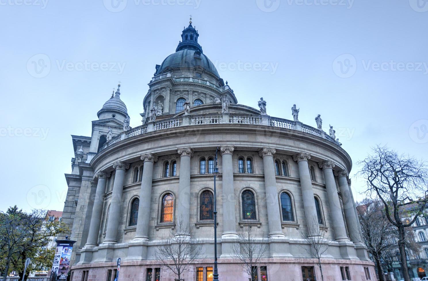 Saint Stephen's Basilica, Budapest, Hungary photo