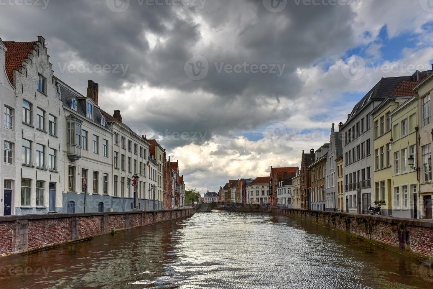 Canals of Bruges, Belgium, the Venice of the North. 16167513 Stock ...