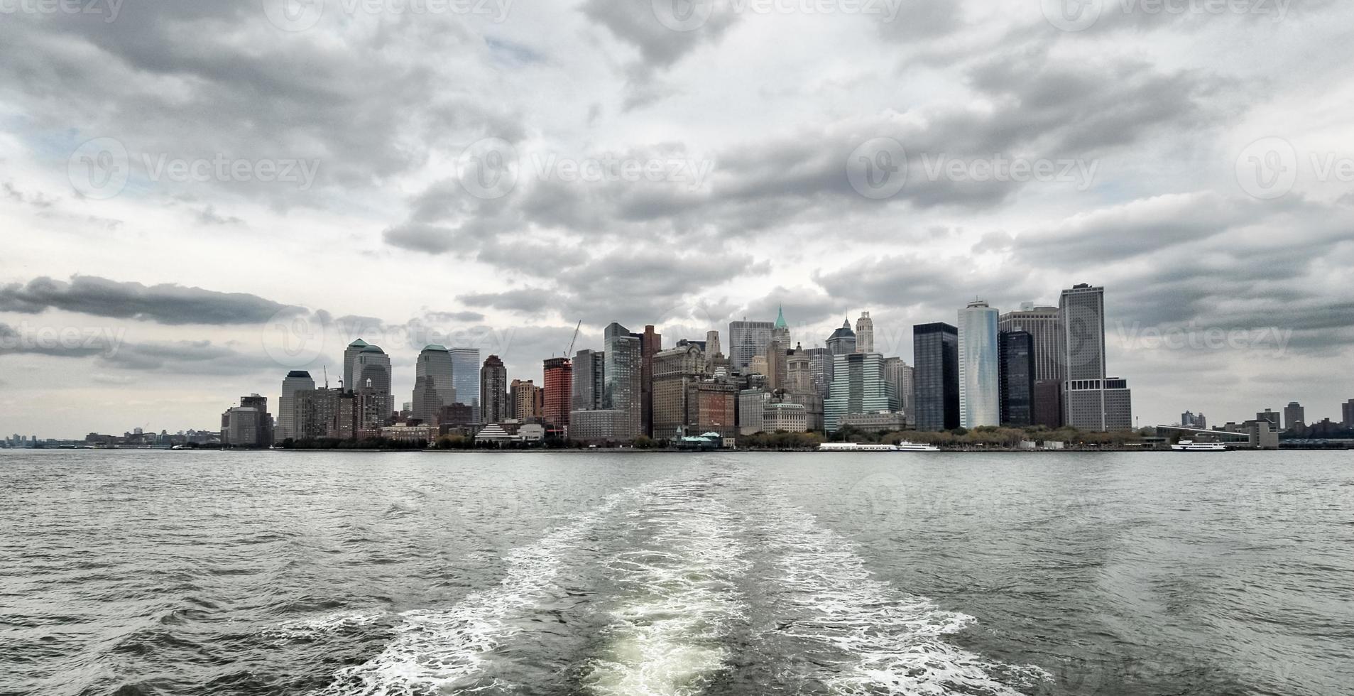 View of downtown Manhattan on a cloudy day. photo
