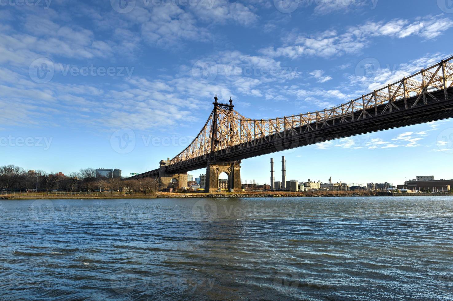 Roosevelt Island Bridge, New York photo