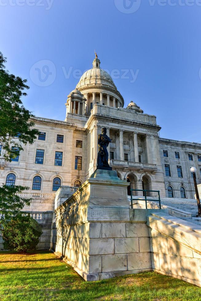 The Rhode Island State House, the capitol of the U.S. state of Rhode Island. photo