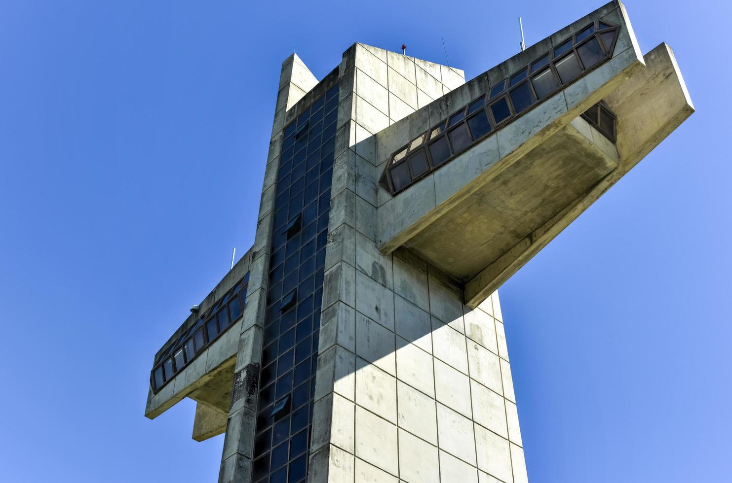 cruz de vigilante en ponce, puerto rico, 2022 foto